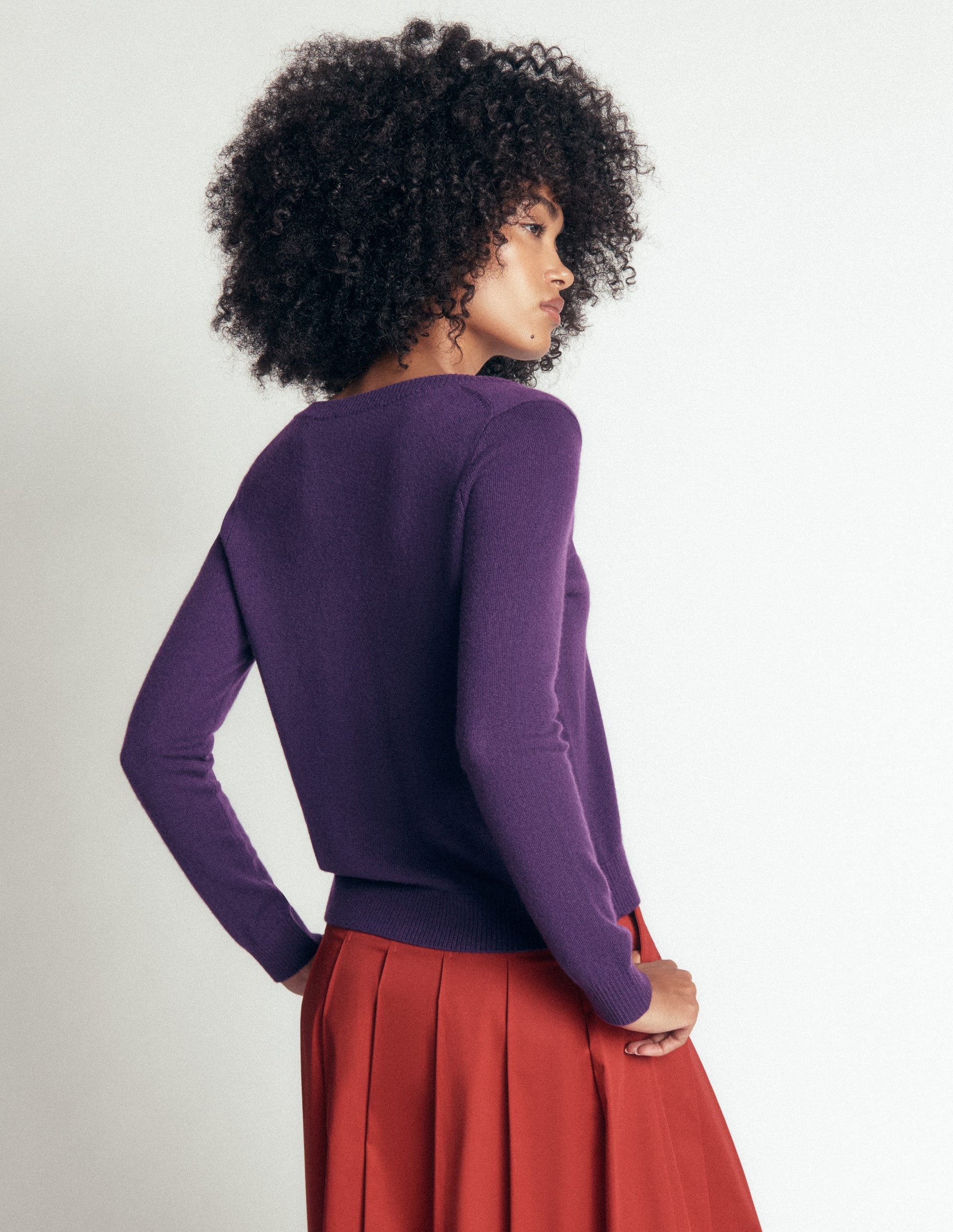 Elsie Cashmere V Neck Sweater-Deep Grape-4
