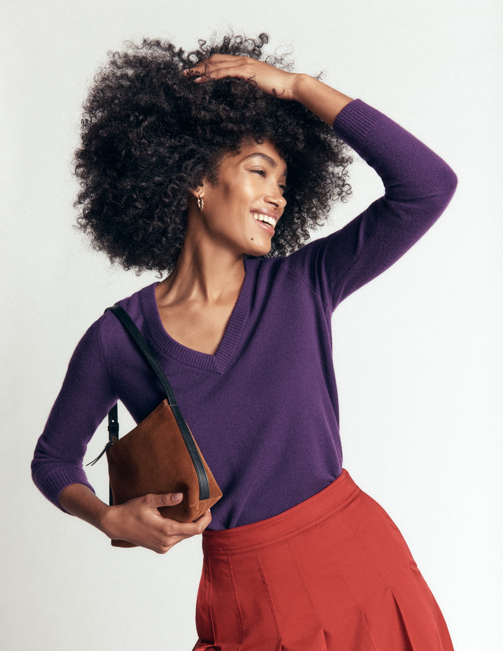 Elsie Cashmere V Neck Sweater-Deep Grape - Image 5