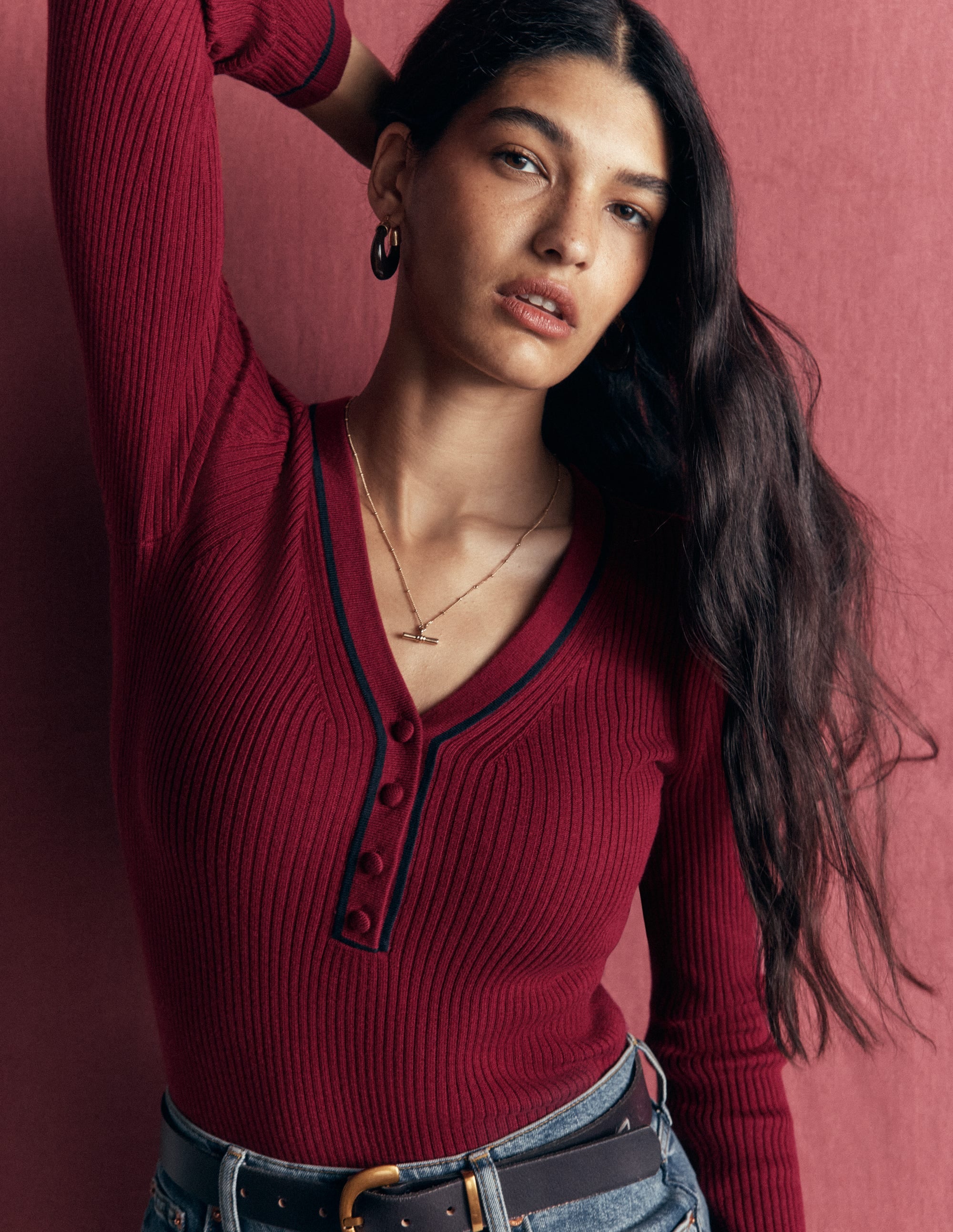 Paula Ribbed V Neck Jumper-Merlot - Image 2