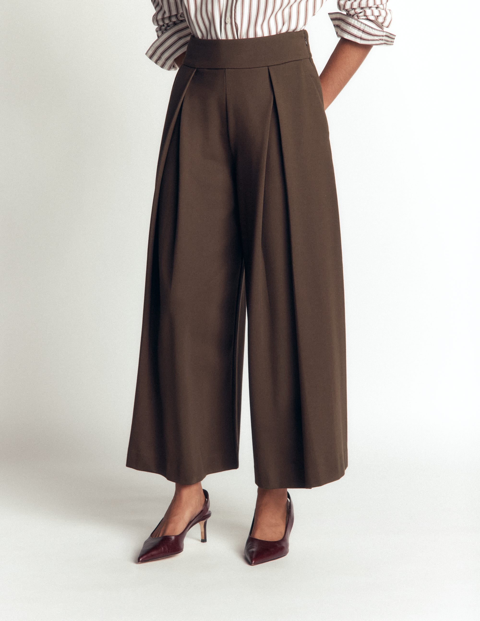 Single Pleat Ponte Culottes-Bitter Chocolate - Image 4