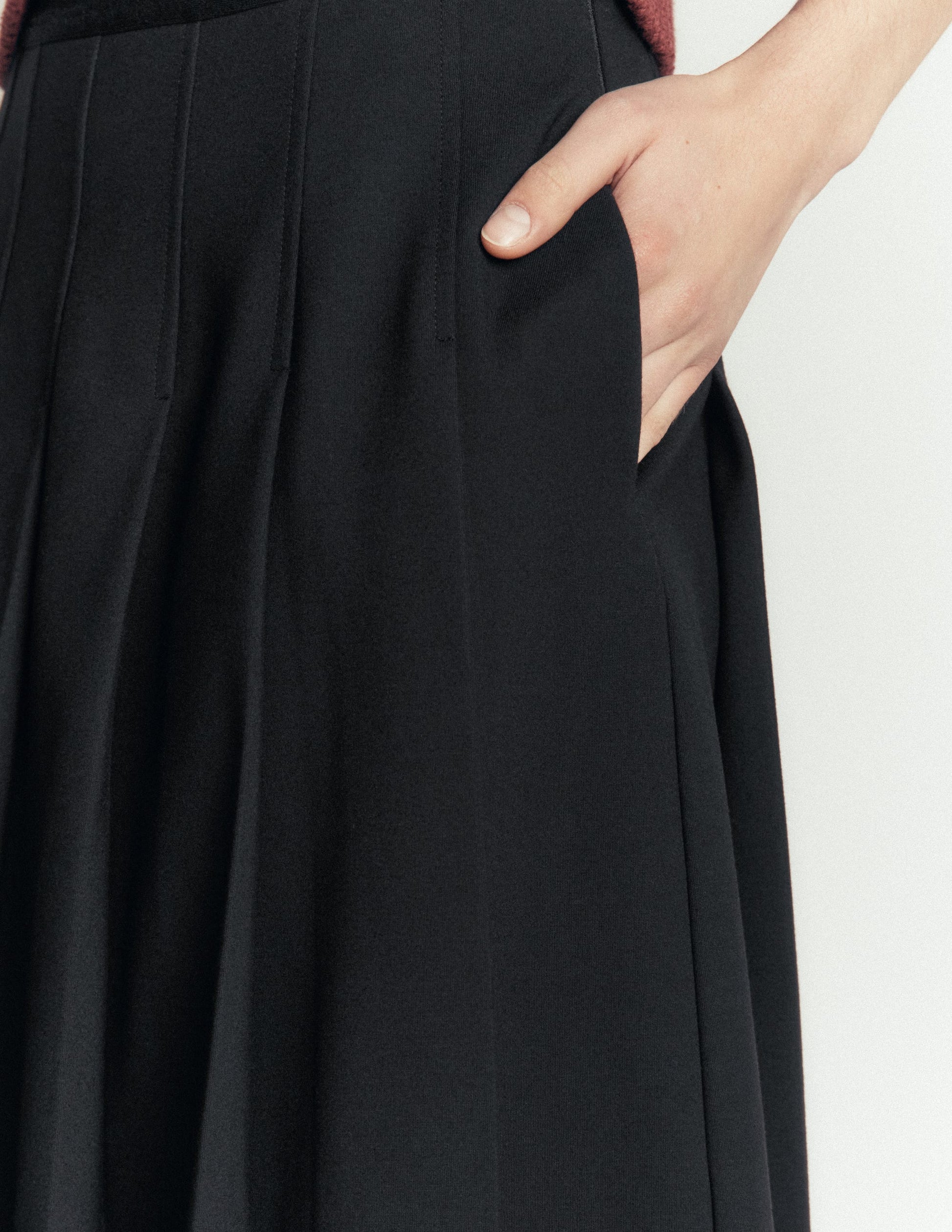 Aya Ponte Skirt-Black-2