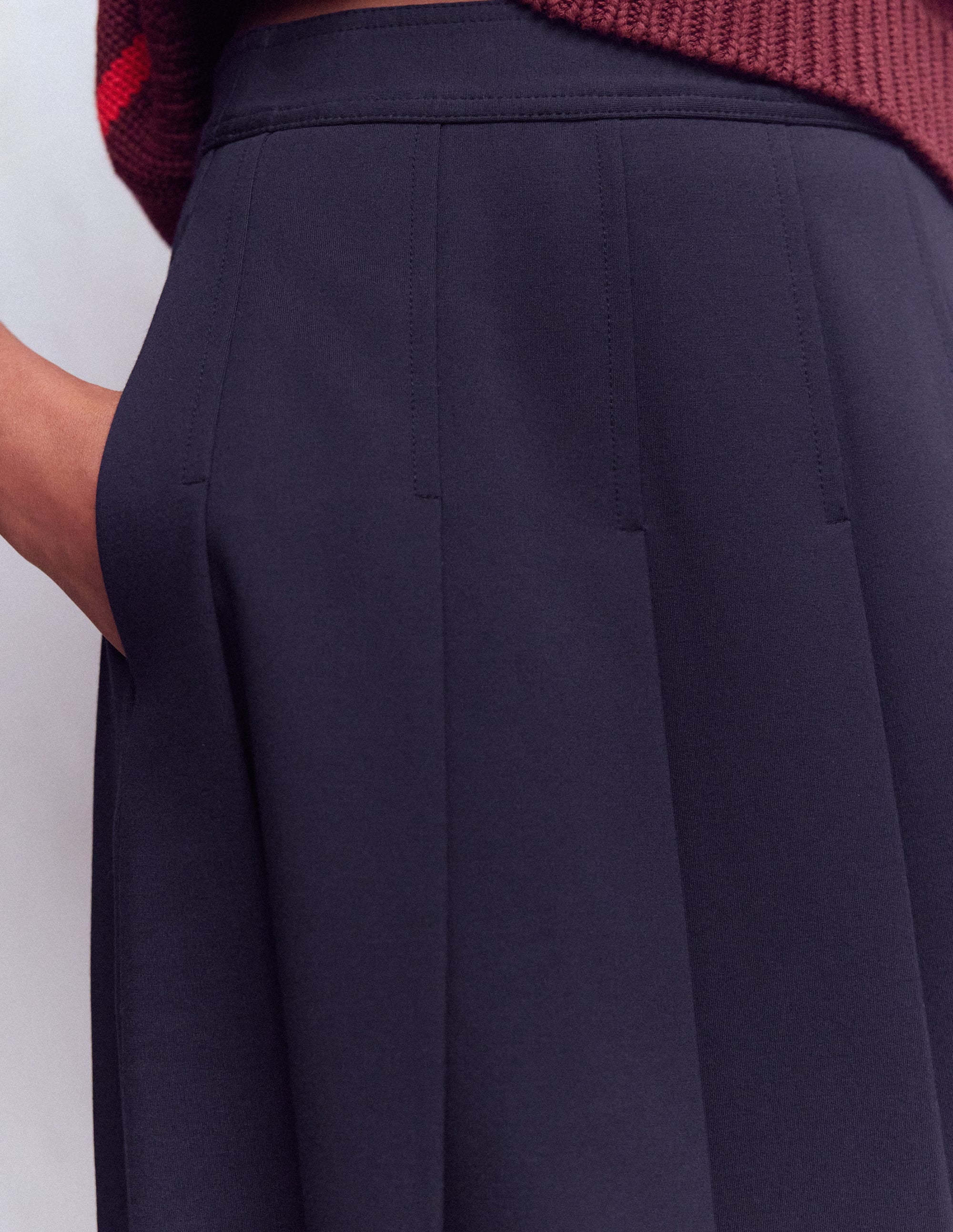 Aya Ponte Skirt-Navy - Image 2