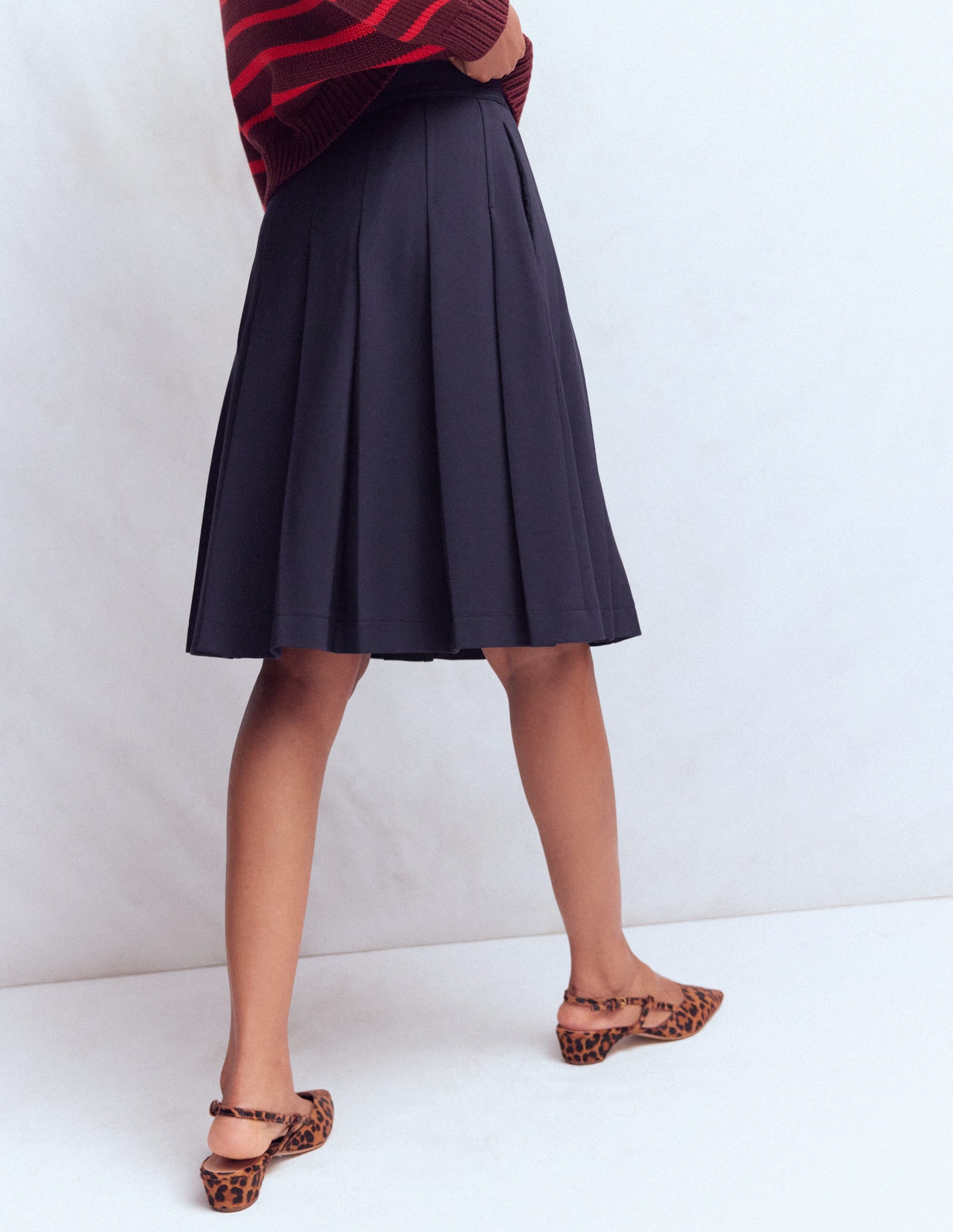 Aya Ponte Skirt-Navy - Image 3