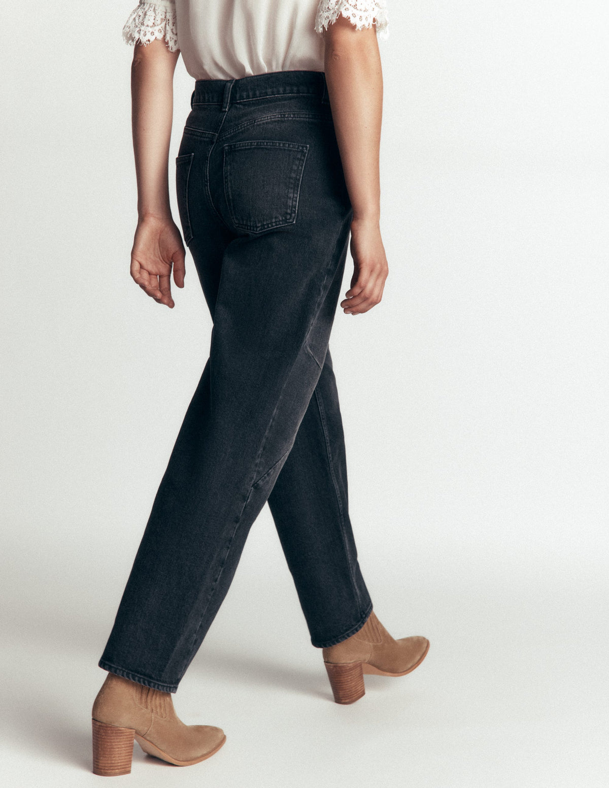 Barrel Leg Jeans-Washed Black-3