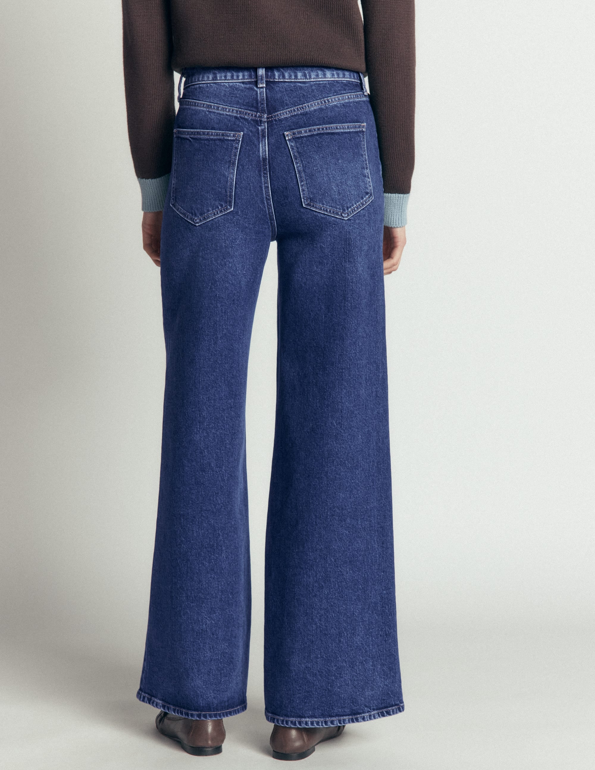High Rise Wide Leg Jeans-Mid Vintage - Image 3