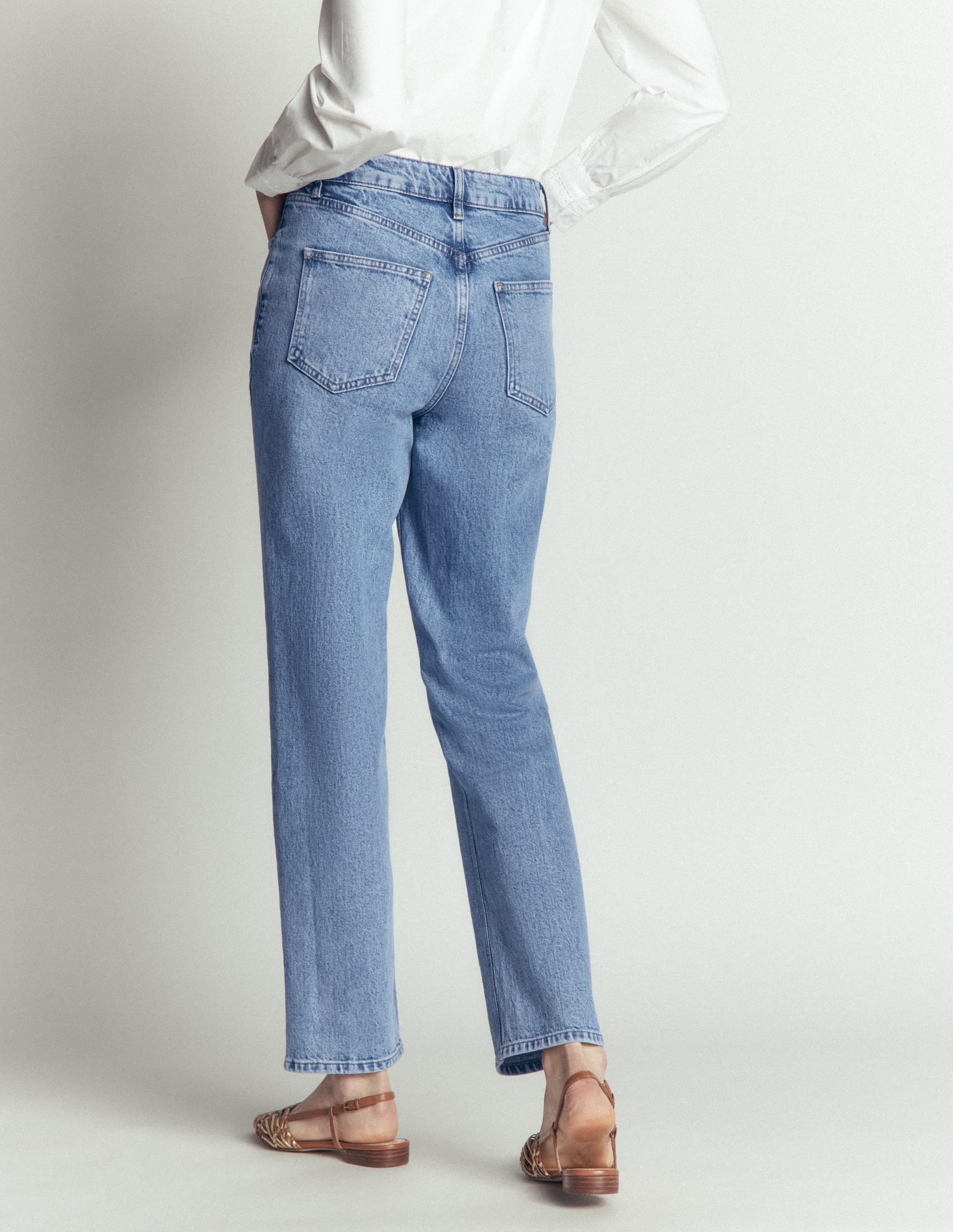 High Rise Straight Jeans-Light Vintage - Image 3