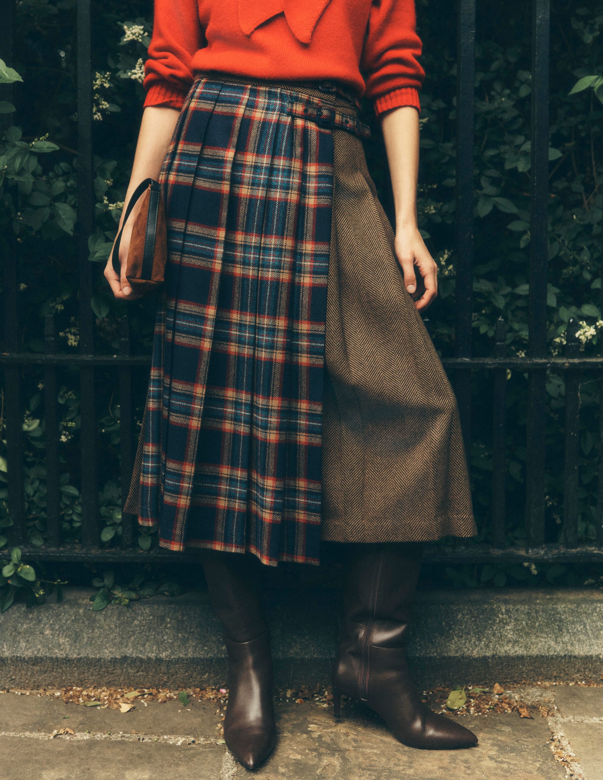 Pleated Midi Kilt-Navy And Camel Check - Image 6