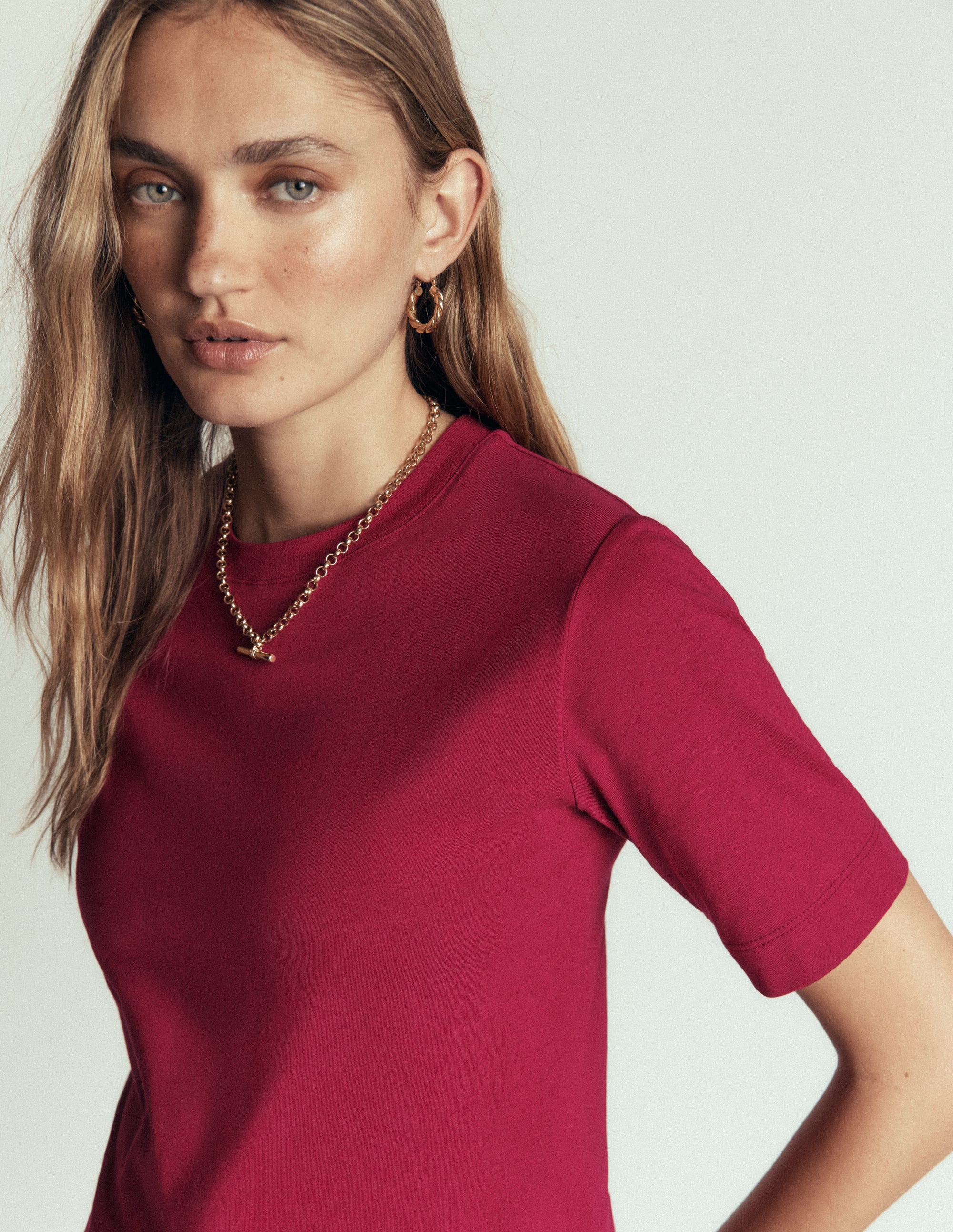 Relaxed Cotton T-shirt-Ruby Red - Image 4