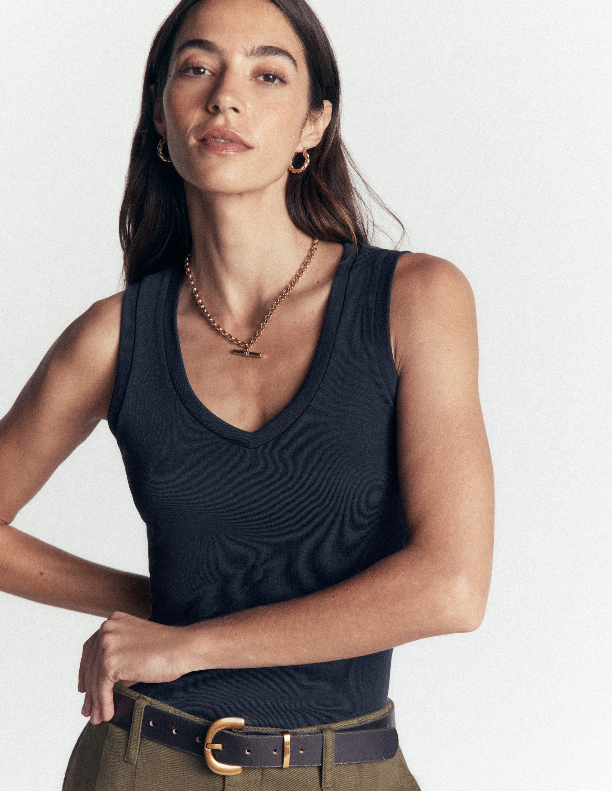 Essential V Neck Vest-Navy - Image 1