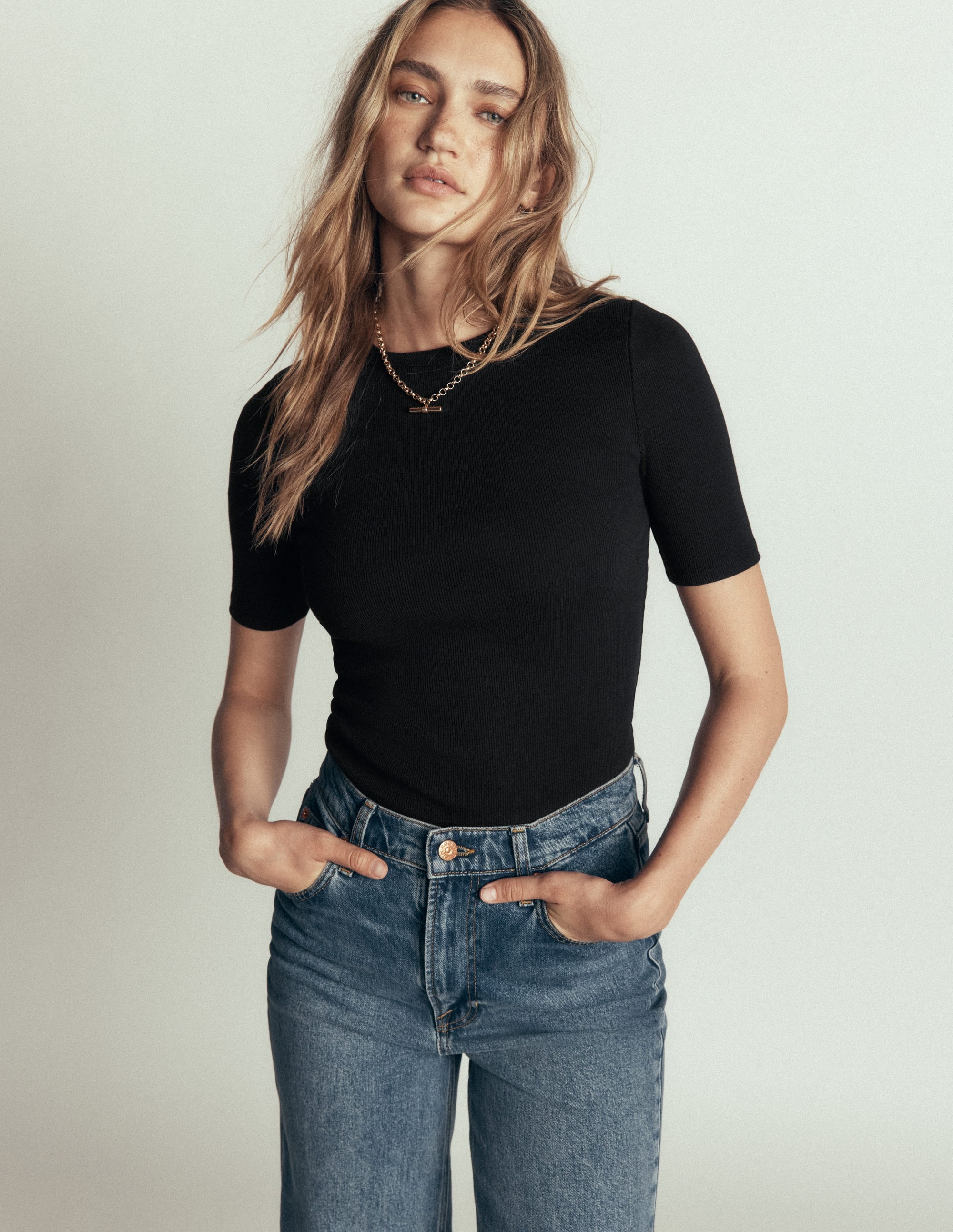 Ribbed Cotton T-Shirt-Black - Image 4