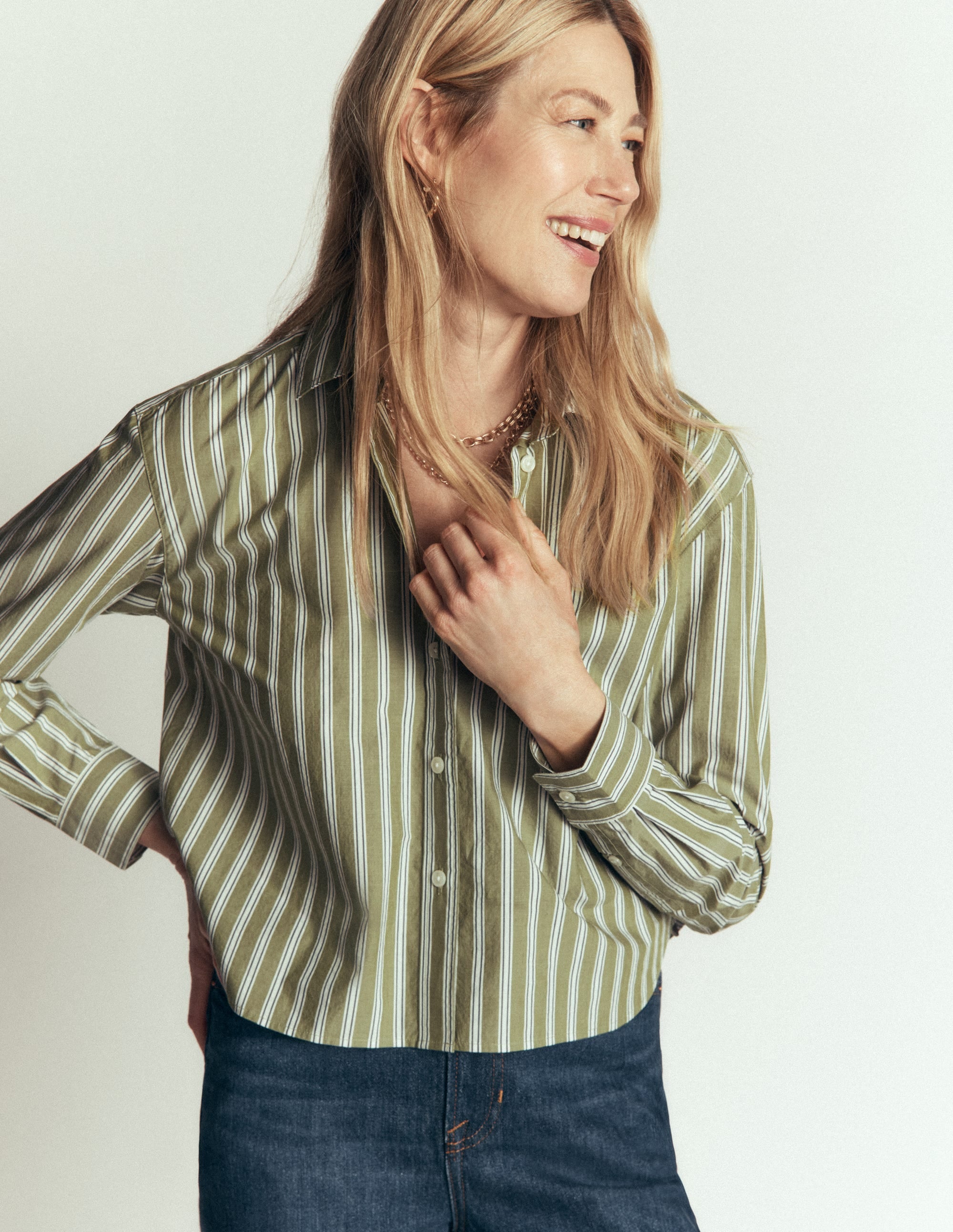 Sienna Cropped Cotton Shirt-Olive, Navy Tram Stripe - Image 6