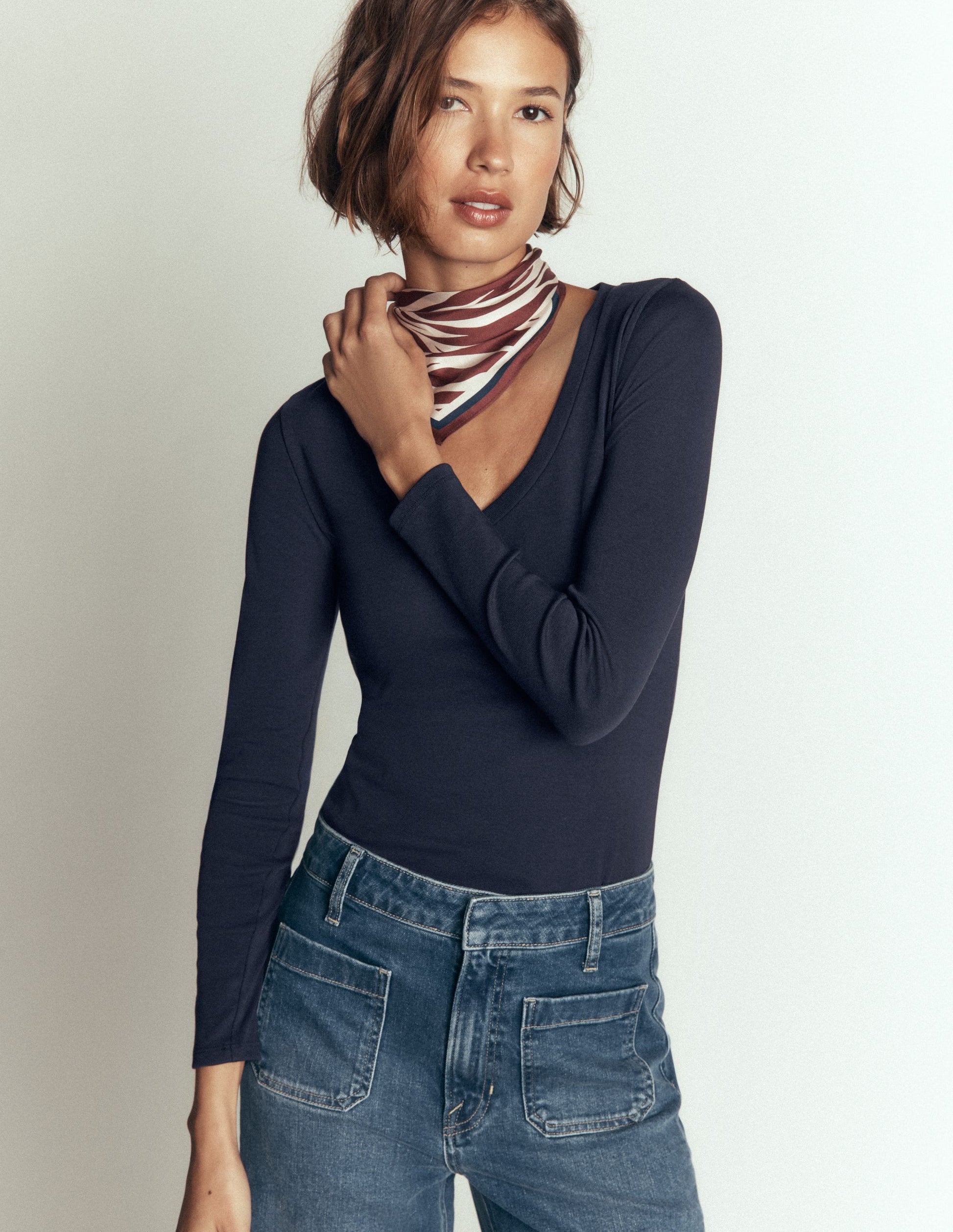 Annie Essential V Neck Top-Navy-4