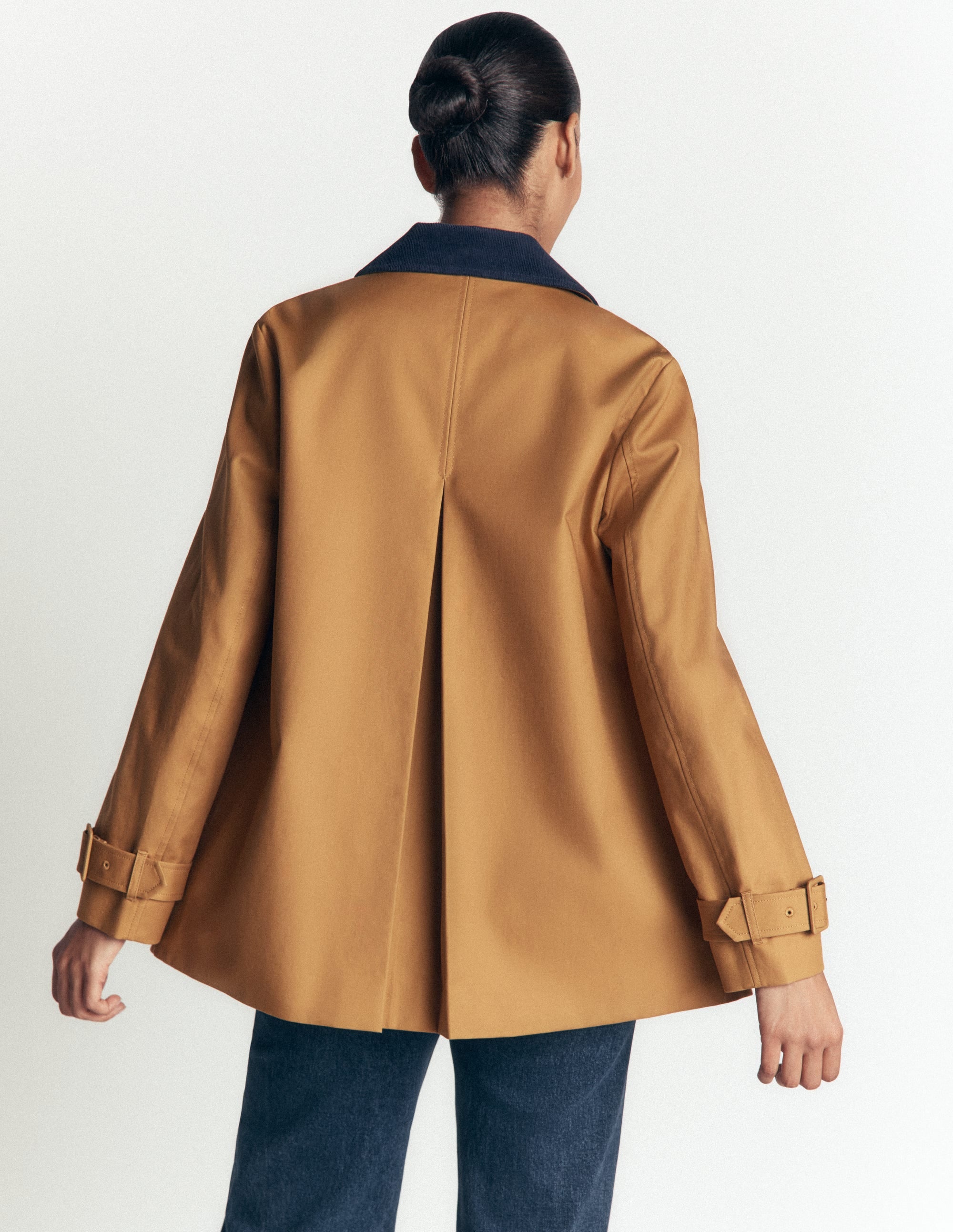 Swing Box Short Trench-Camel - Image 3