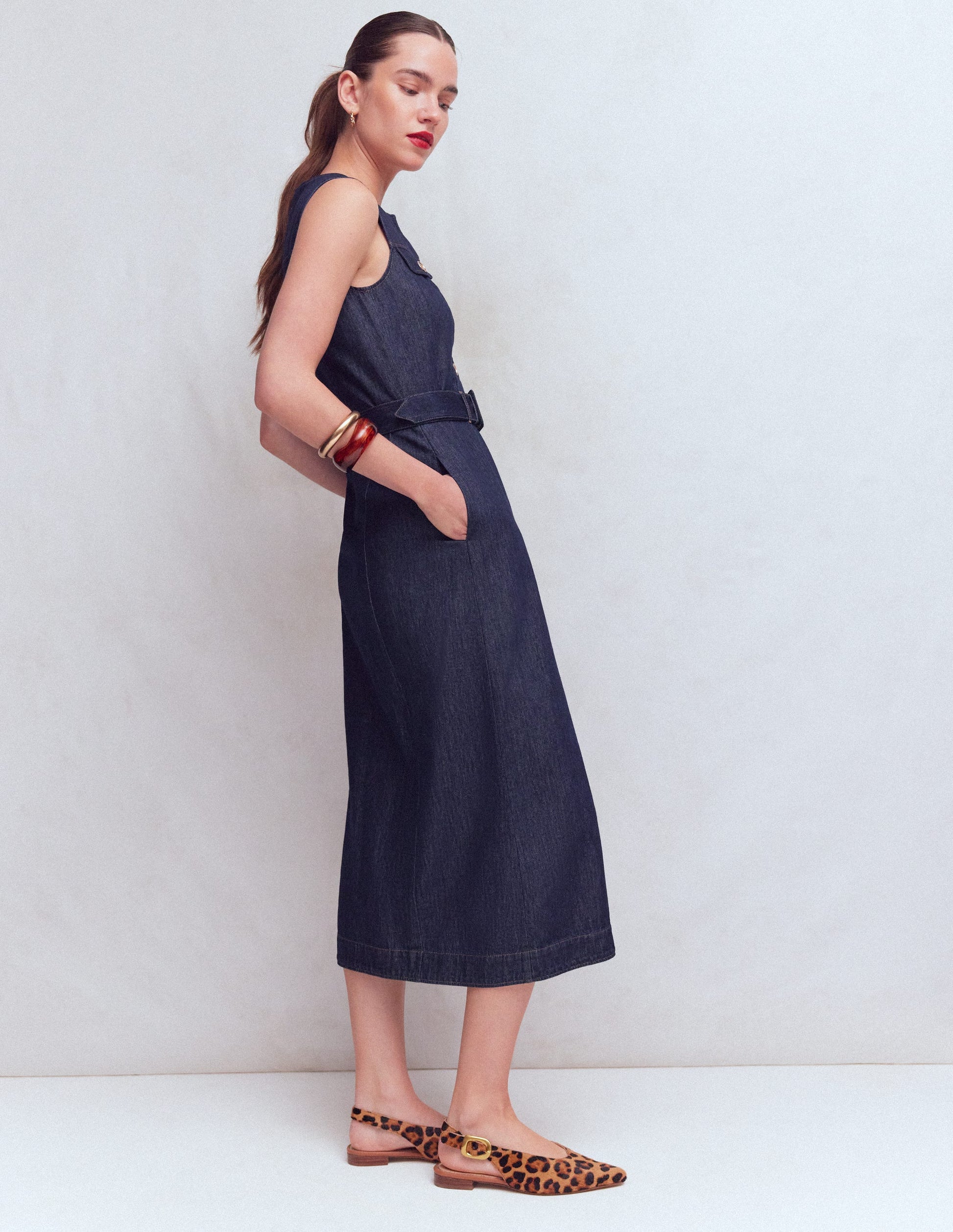 Boden Women's Gold Button Denim Midi Dress in Blue | Size 16/18 Boden Women's Gold Button Denim Midi Dress in Blue | Size 16/18