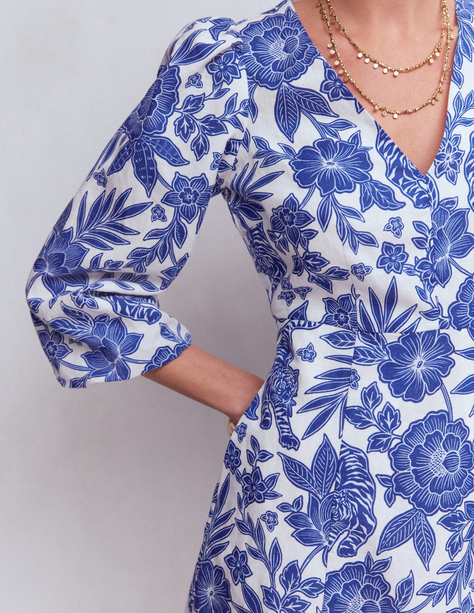 Marla Linen Blend Short Dress-Blue Tigers Paradise | Boden USA Marla Linen Blend Short Dress-Blue Tigers Paradise | Boden USA