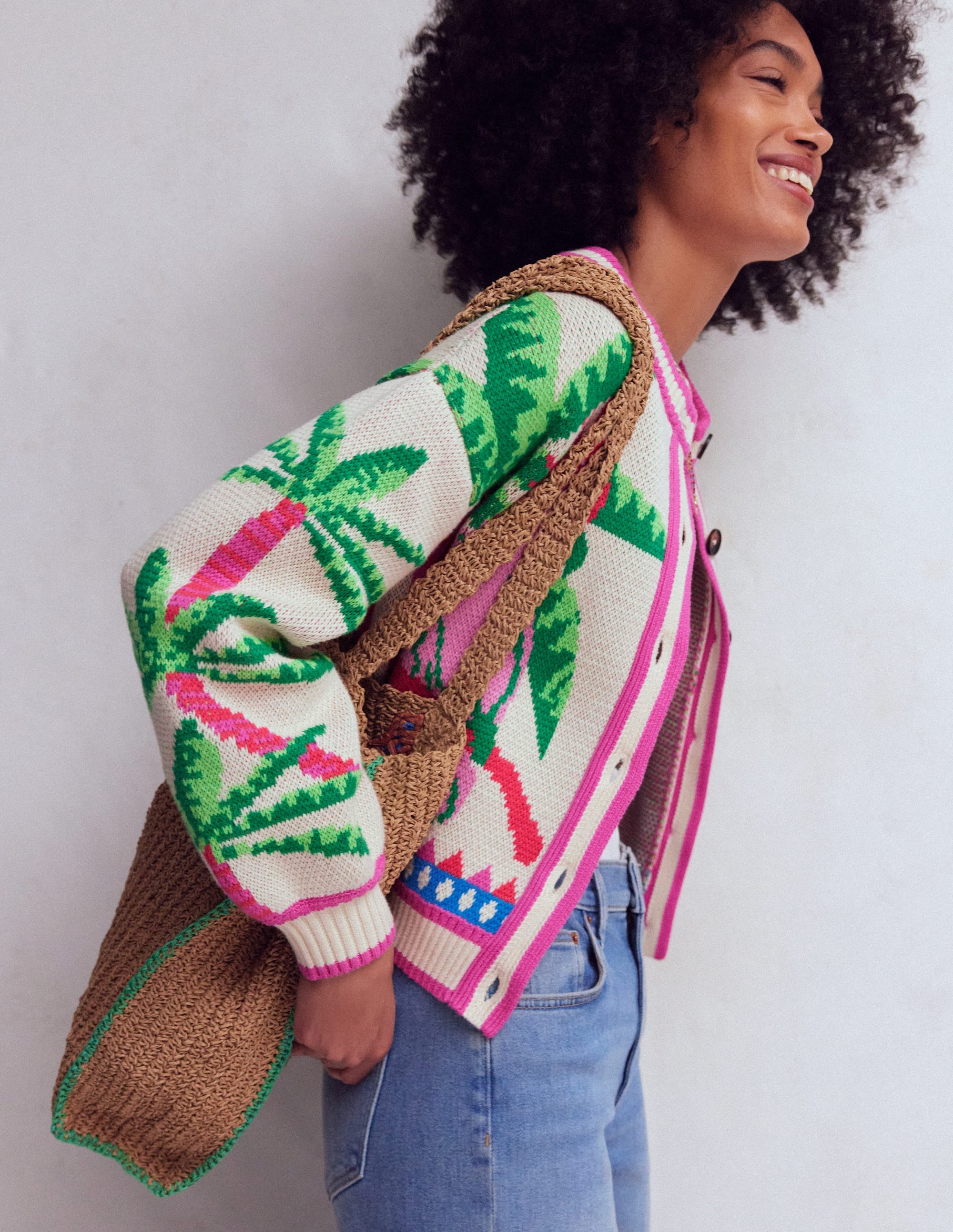 完売品✨アドーア カラーバンドニット バイカラー ストレッチ 手洗い可 スリット Abi Jacquard Cardigan - Warm Ivory, Palm Tree Birds | Boden USA