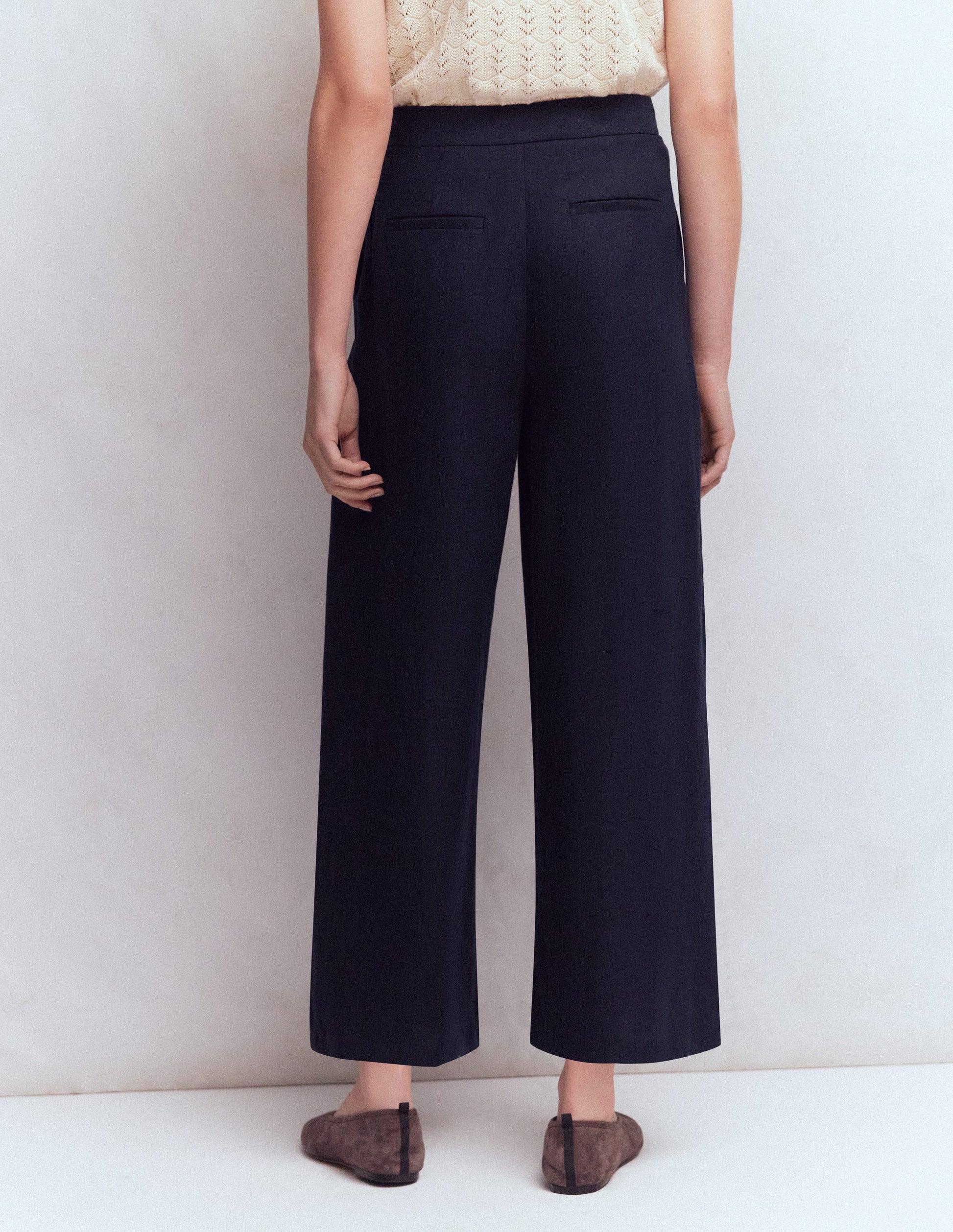 Pleated Linen Culotte-Navy-3