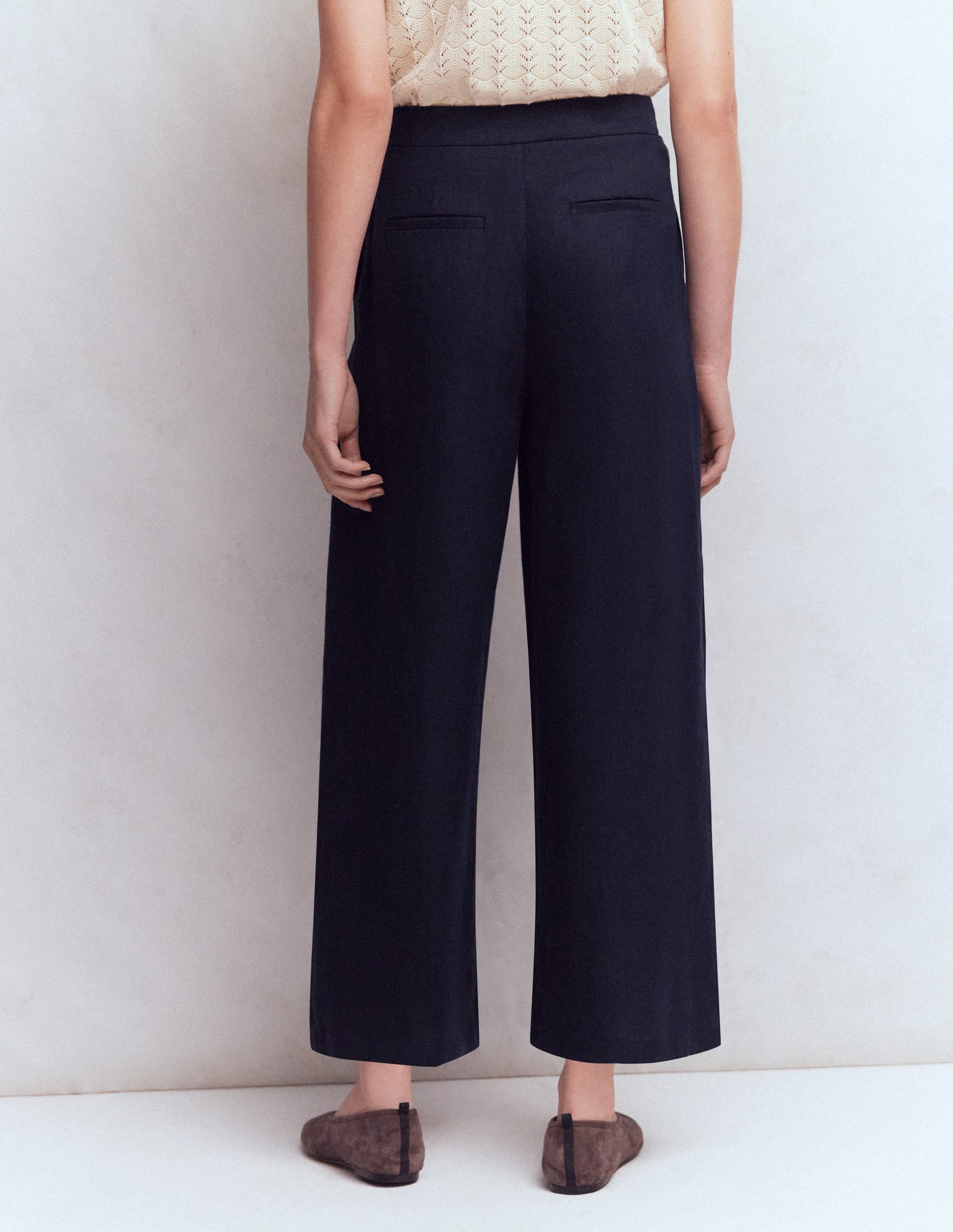 Pleated Linen Culotte-Navy - Image 3