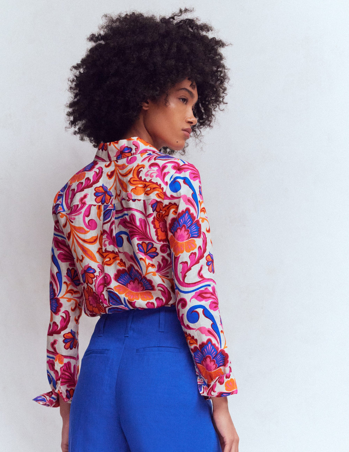 Sienna Linen Shirt-Pink Punch, Flourishing Meadow - Image 3