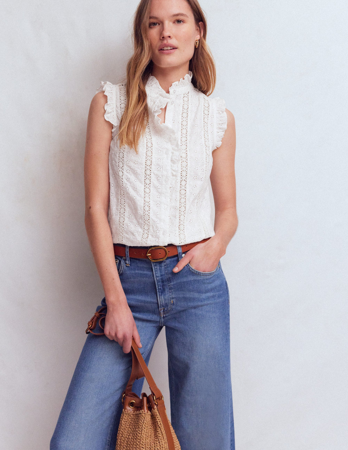 Isabel Sleeveless Broderie Top-White - Image 4
