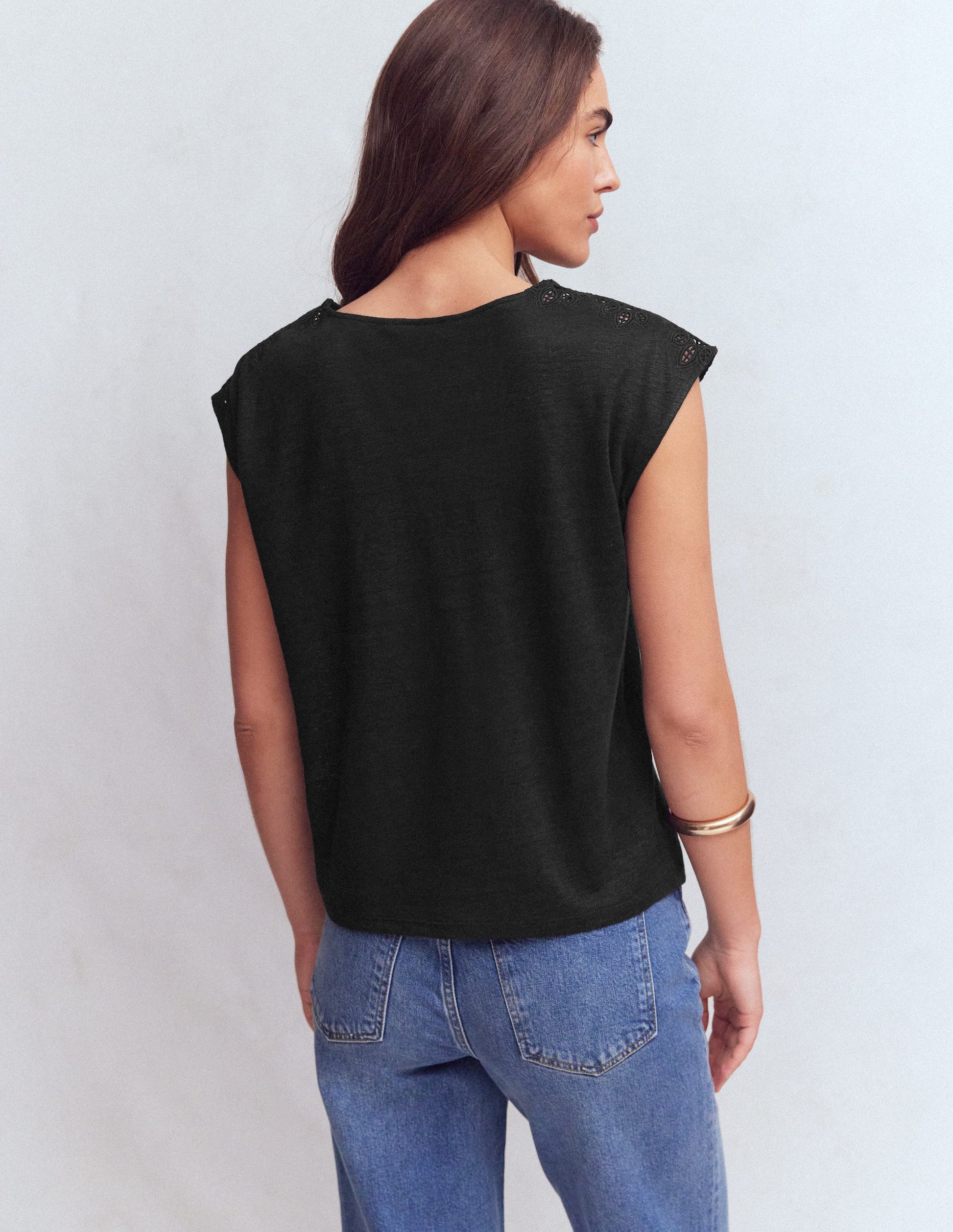 Tara Cutwork Linen Tee-Black-3