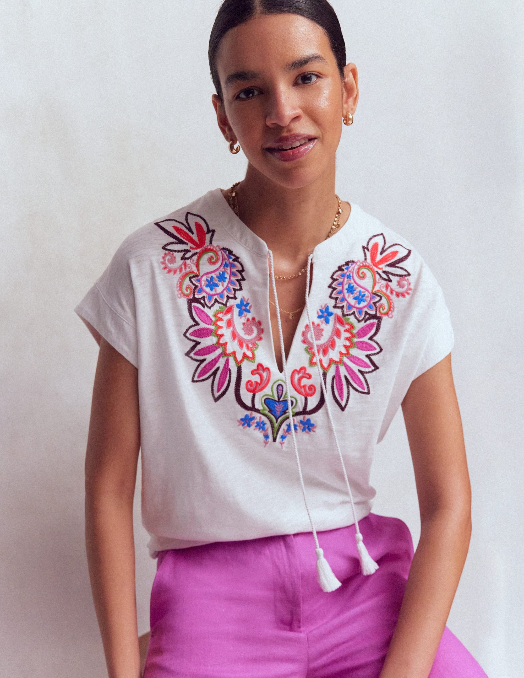 Nina Embroidered Notch T-shirt-White - Multi Embroidery - Image 1