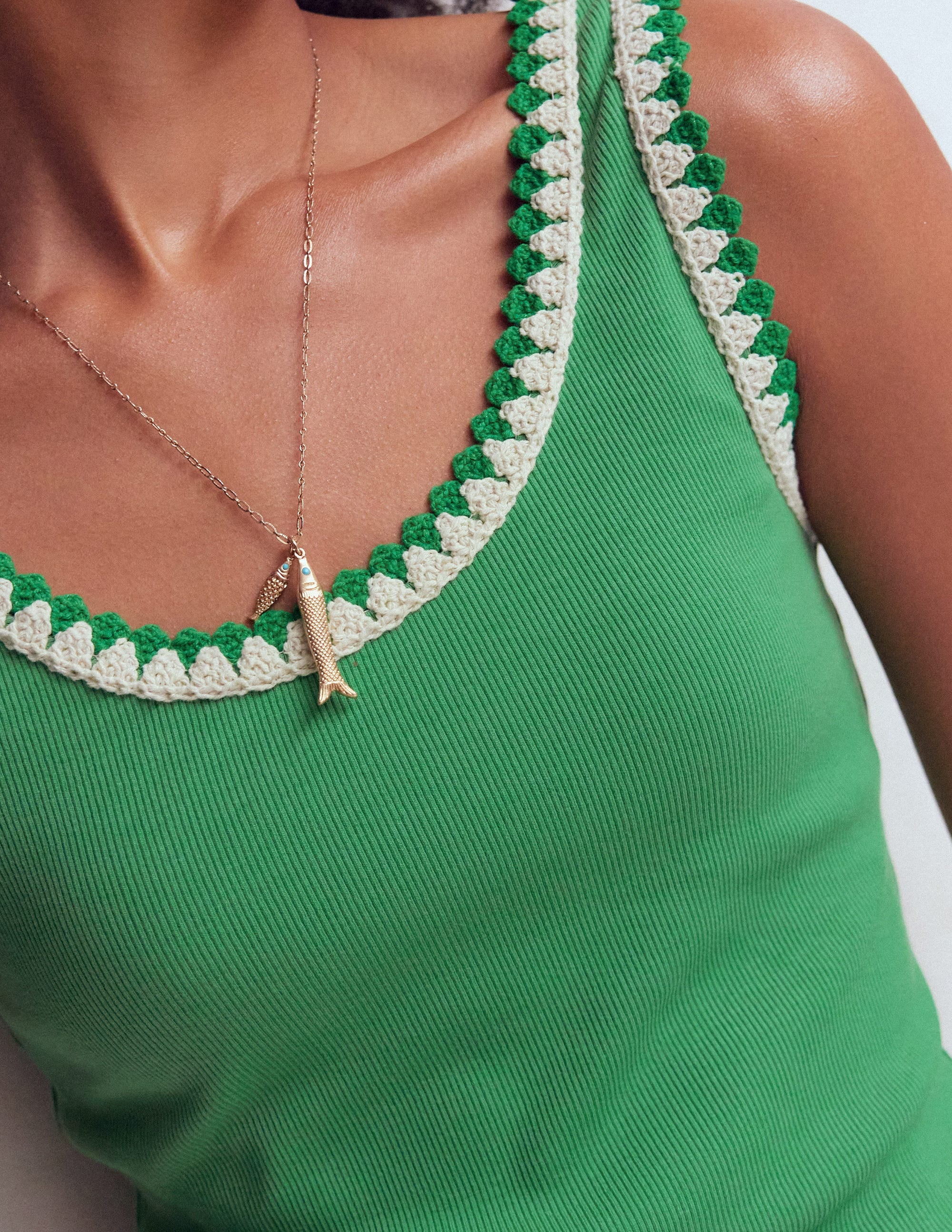 Maddie Trim Detail Vest - Shamrock Green | Boden USA