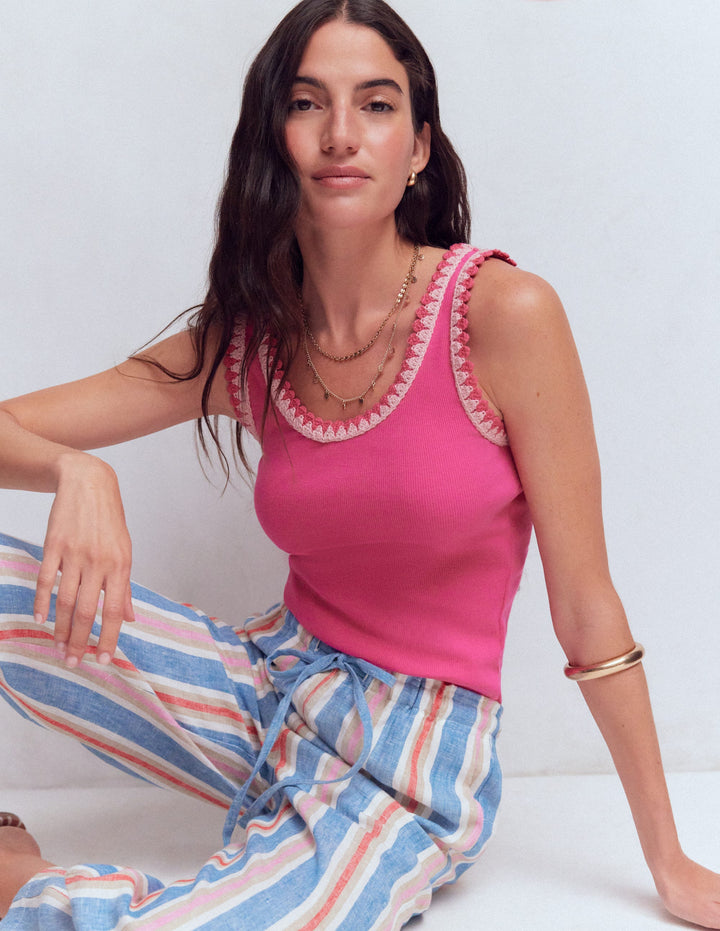 Maddie Trim Detail Vest-Pink Peony