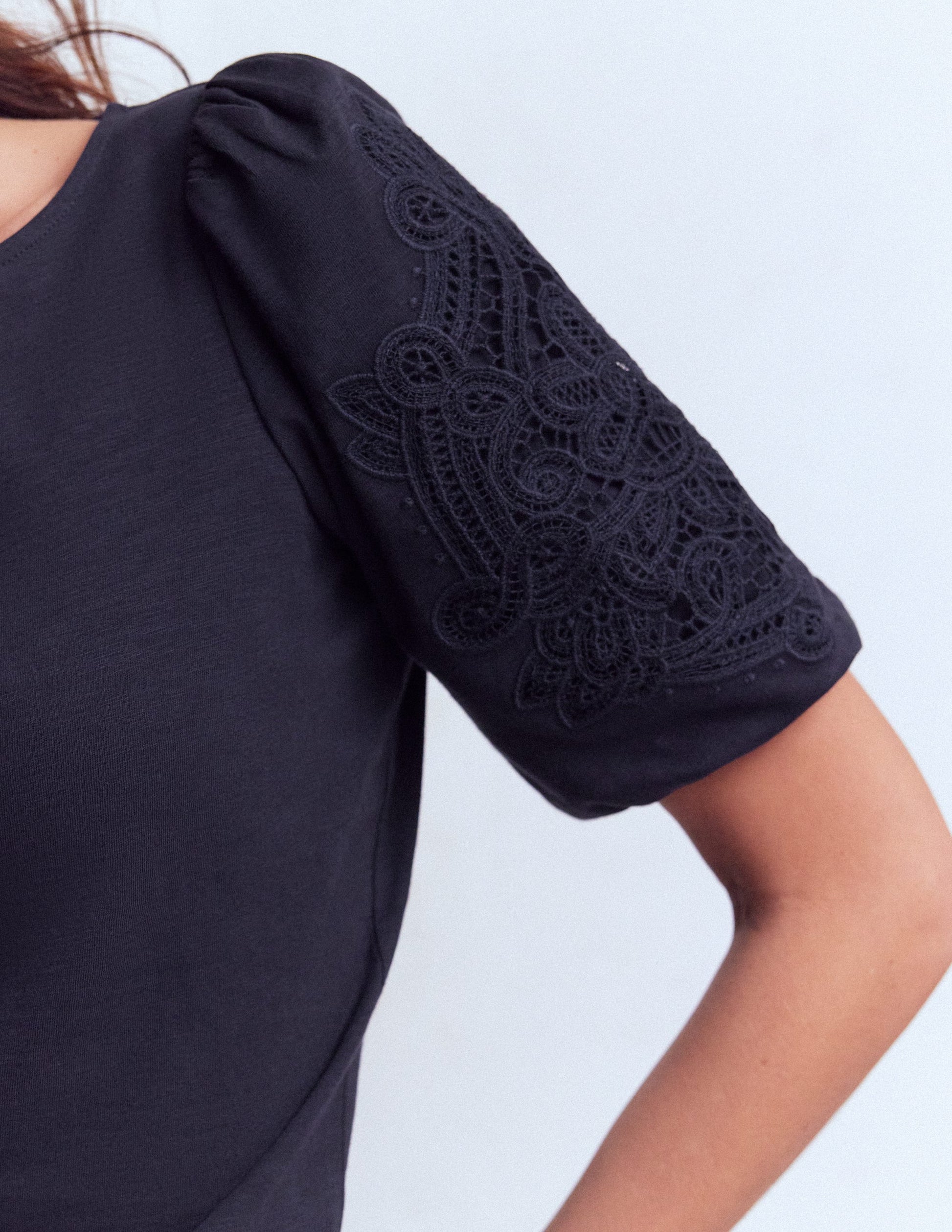 Tape Lace T-shirt-Navy-2