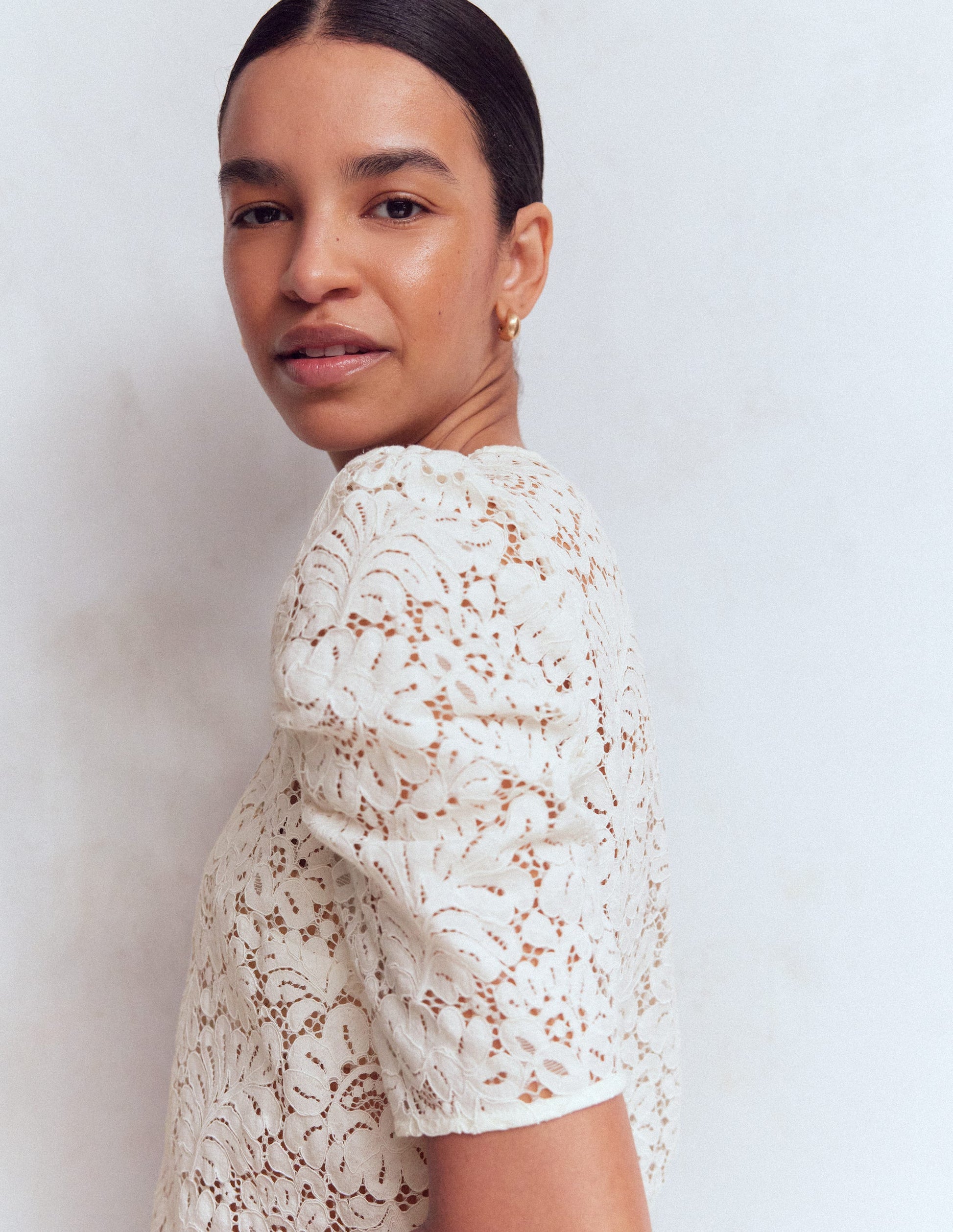 Pleat Sleeve Lace T-shirt-Ivory-2
