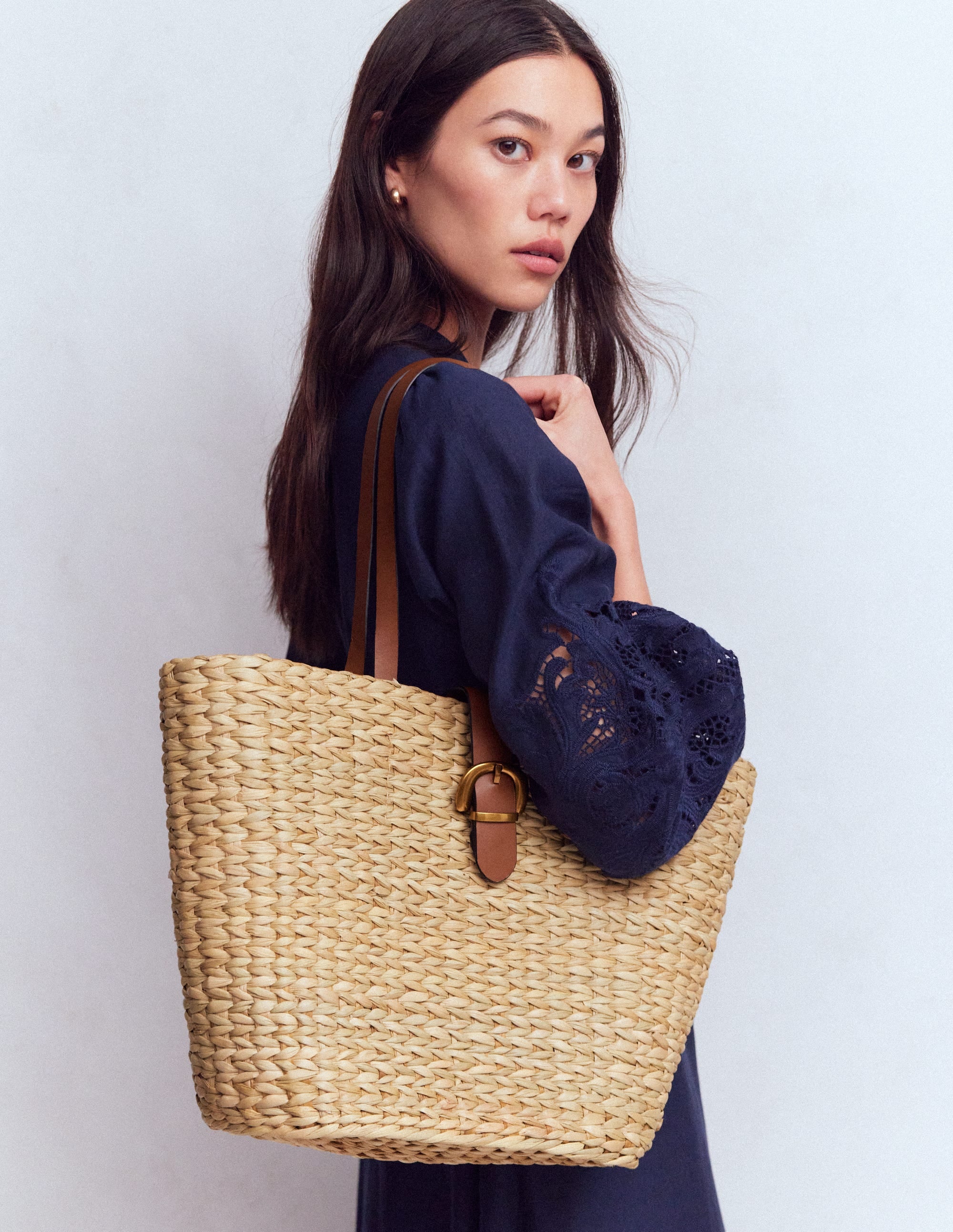 Buckle Tote-Natural Raffia - Image 2