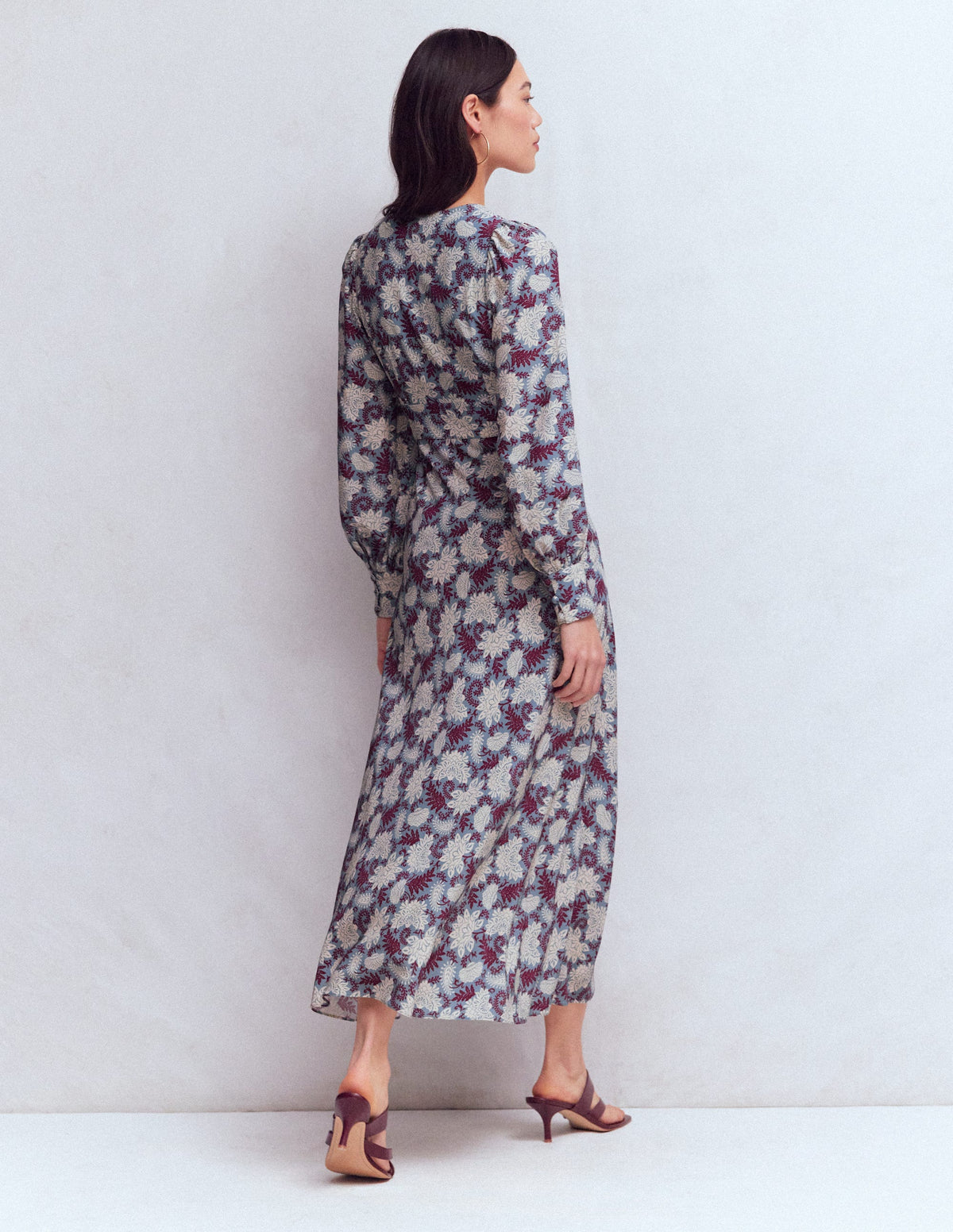 V-neck Blouson Sleeve Dress-Multi Blooming Flora - Image 3
