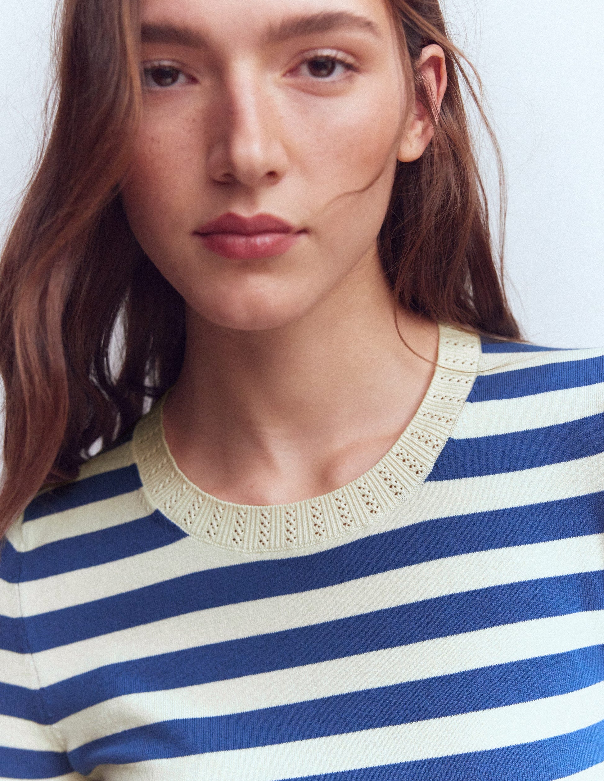 Emilia Cotton Crew T-shirt-Denim Blue/ Warm Ivory-2