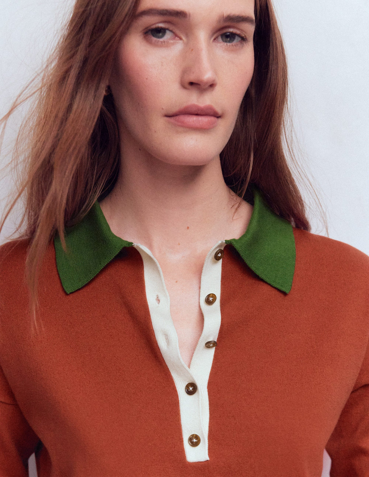 Lara Cotton Henley Jumper-Barn Red - Image 2
