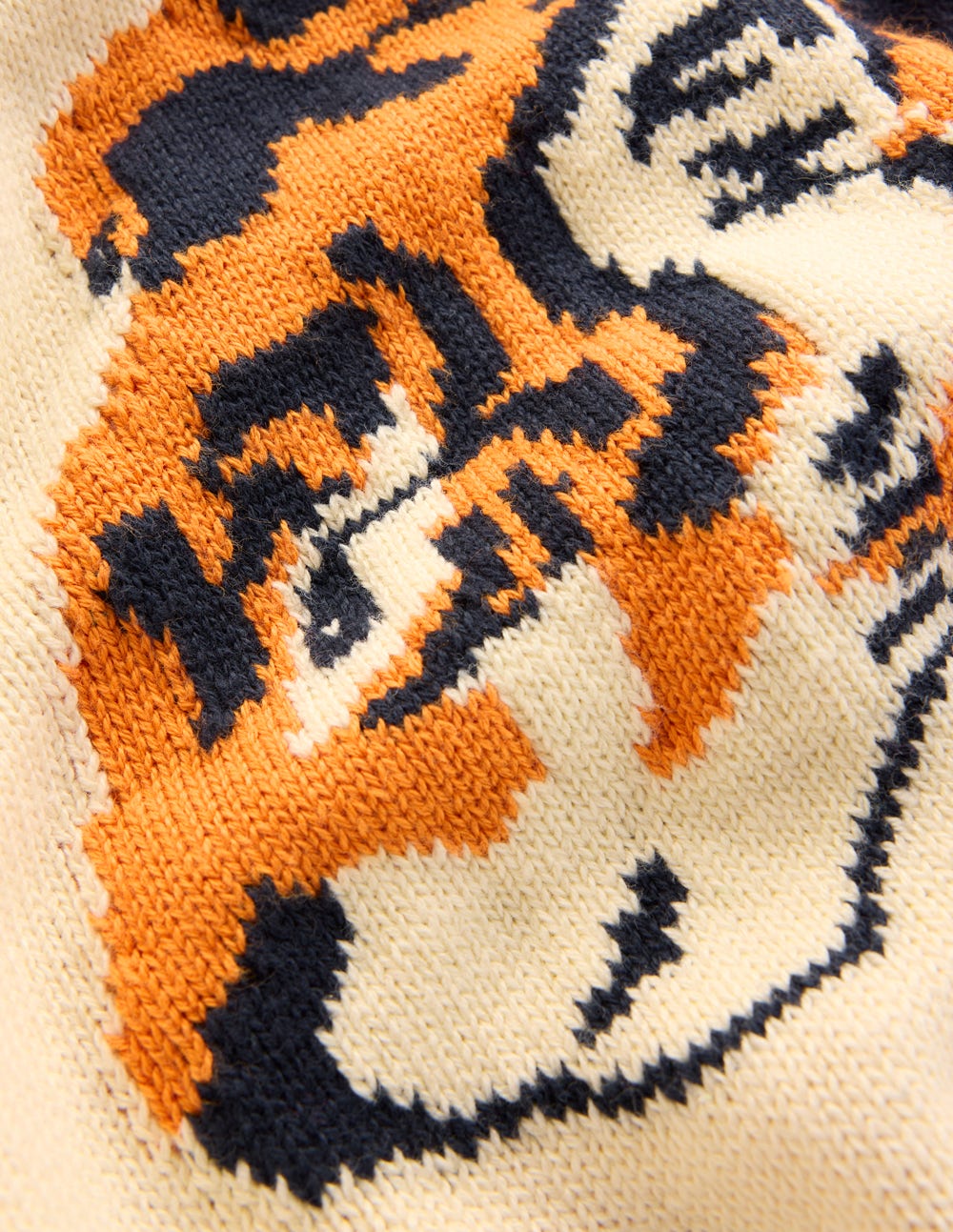 Jacquard Jumper-Warm Ivory and Pink Tiger-8