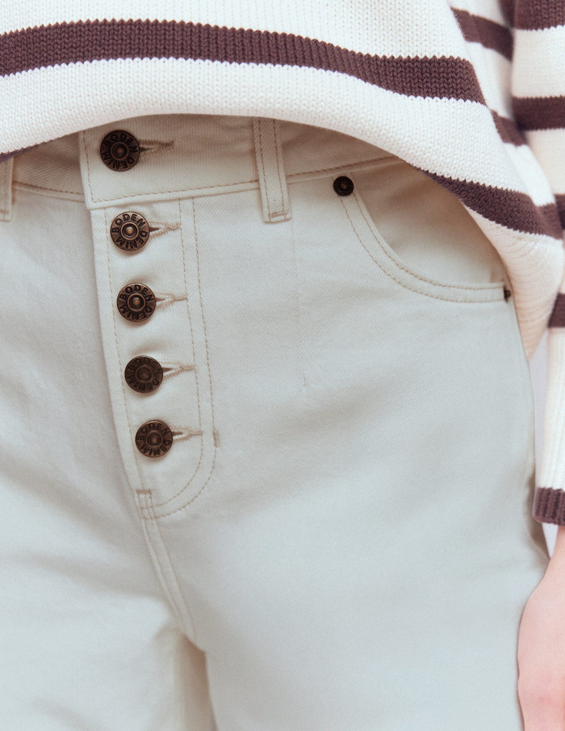 Exposed Button Straight Jeans-Ecru-5