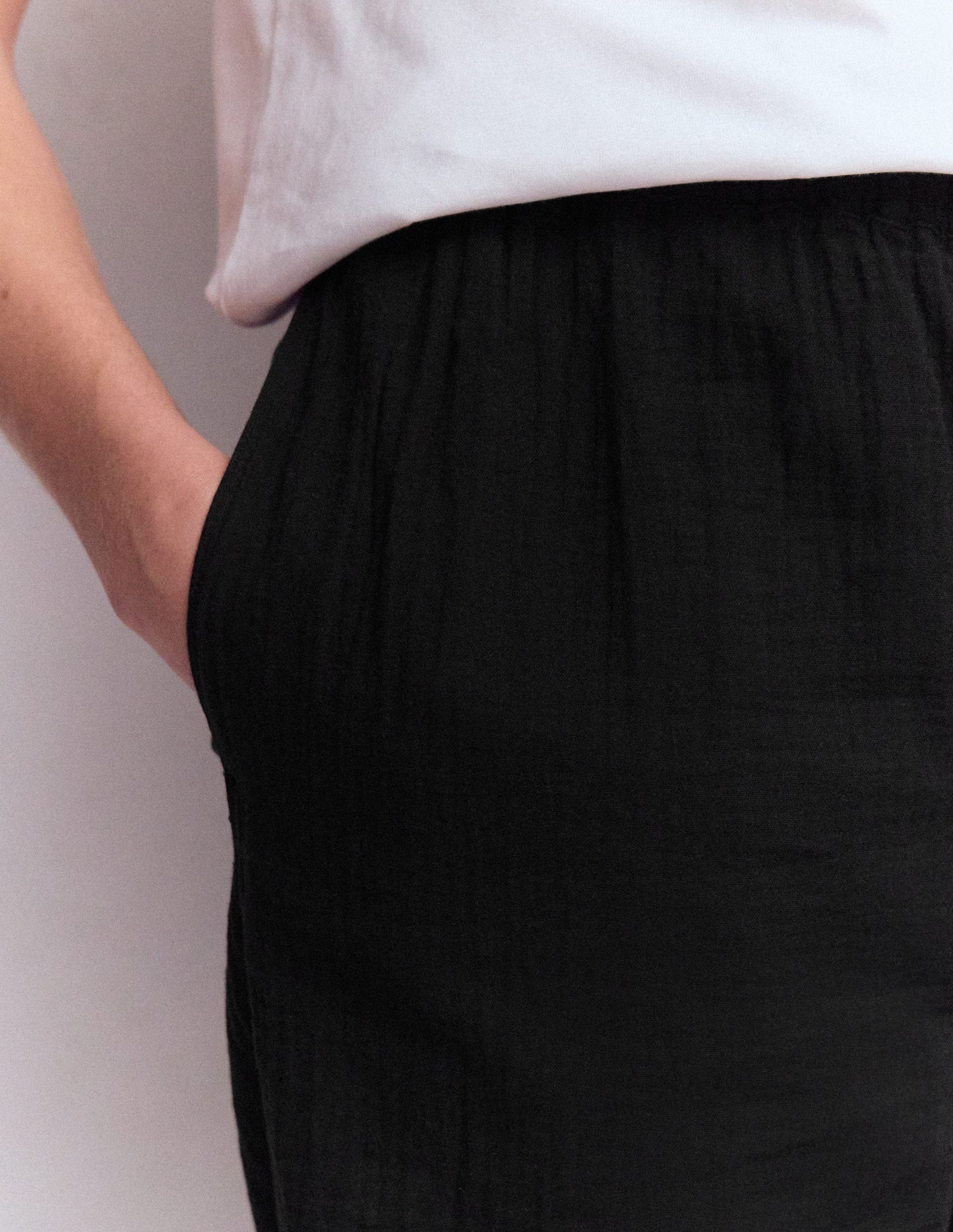 Pull-on Double Cloth Pants-Black