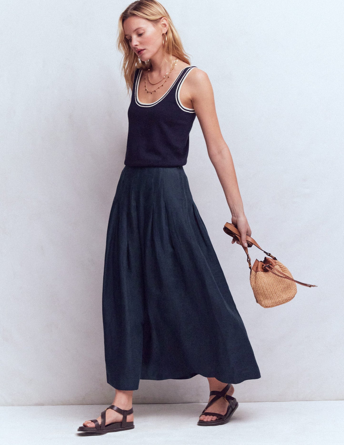 Valentina linen Skirt-Navy