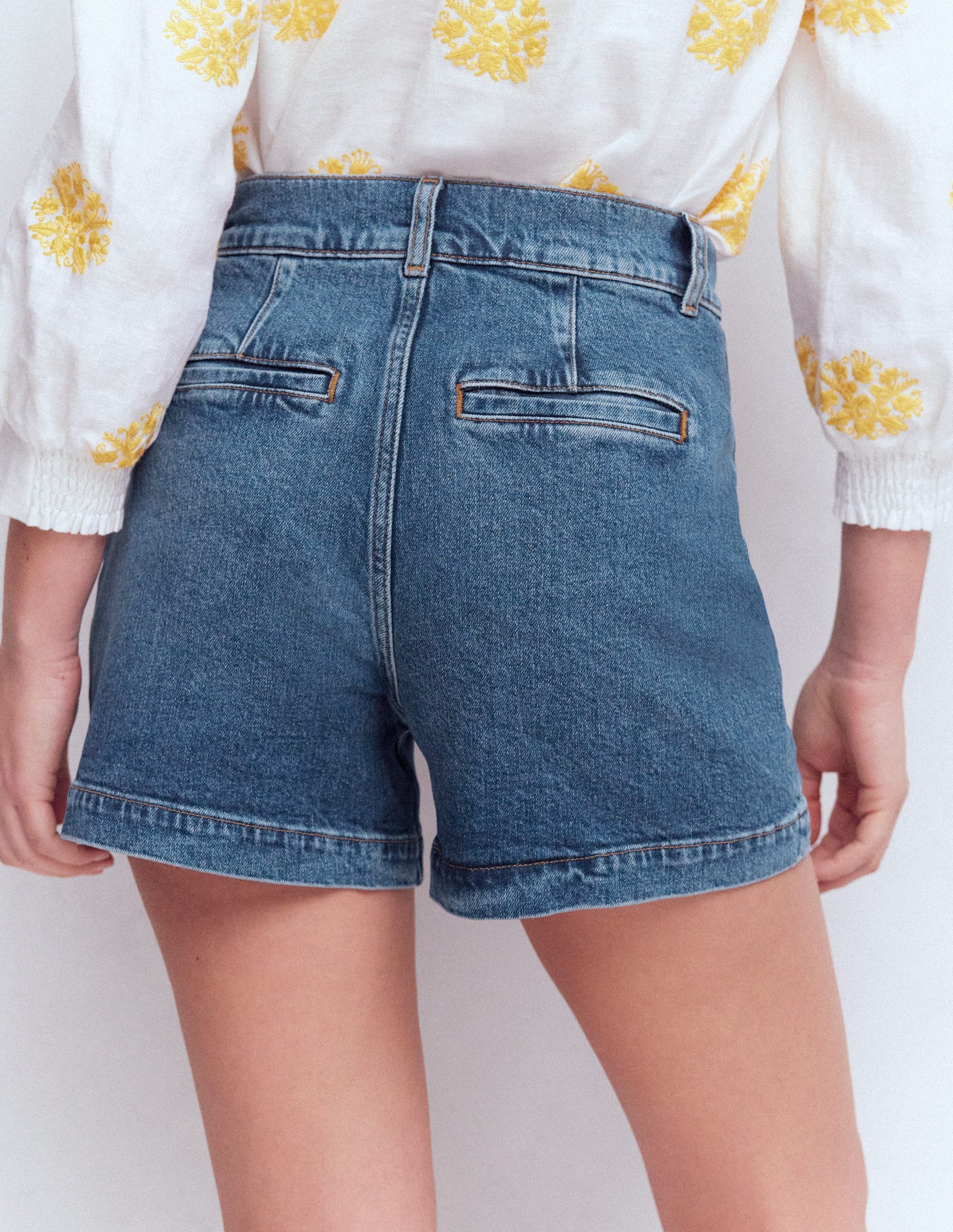 Primrose Denim Shorts-Mid Vintage-3