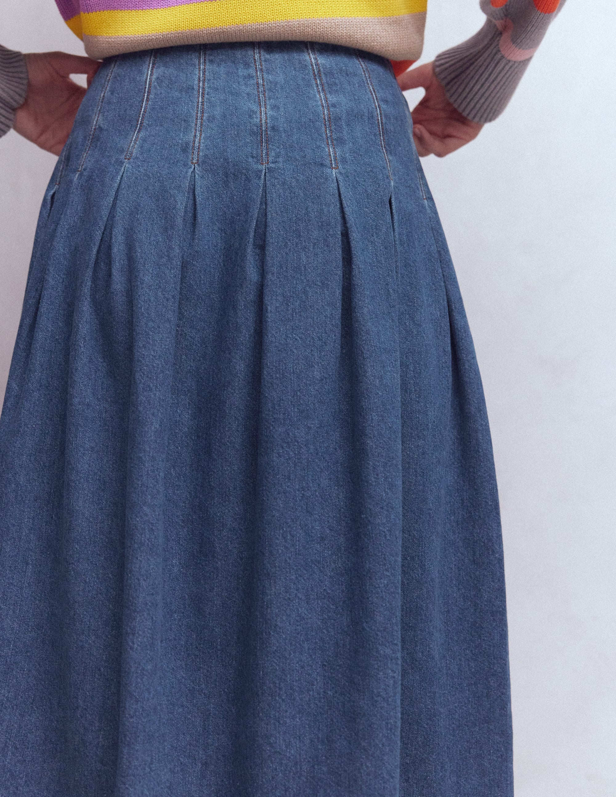 Valentina Denim Skirt-Mid Vintage - Image 5