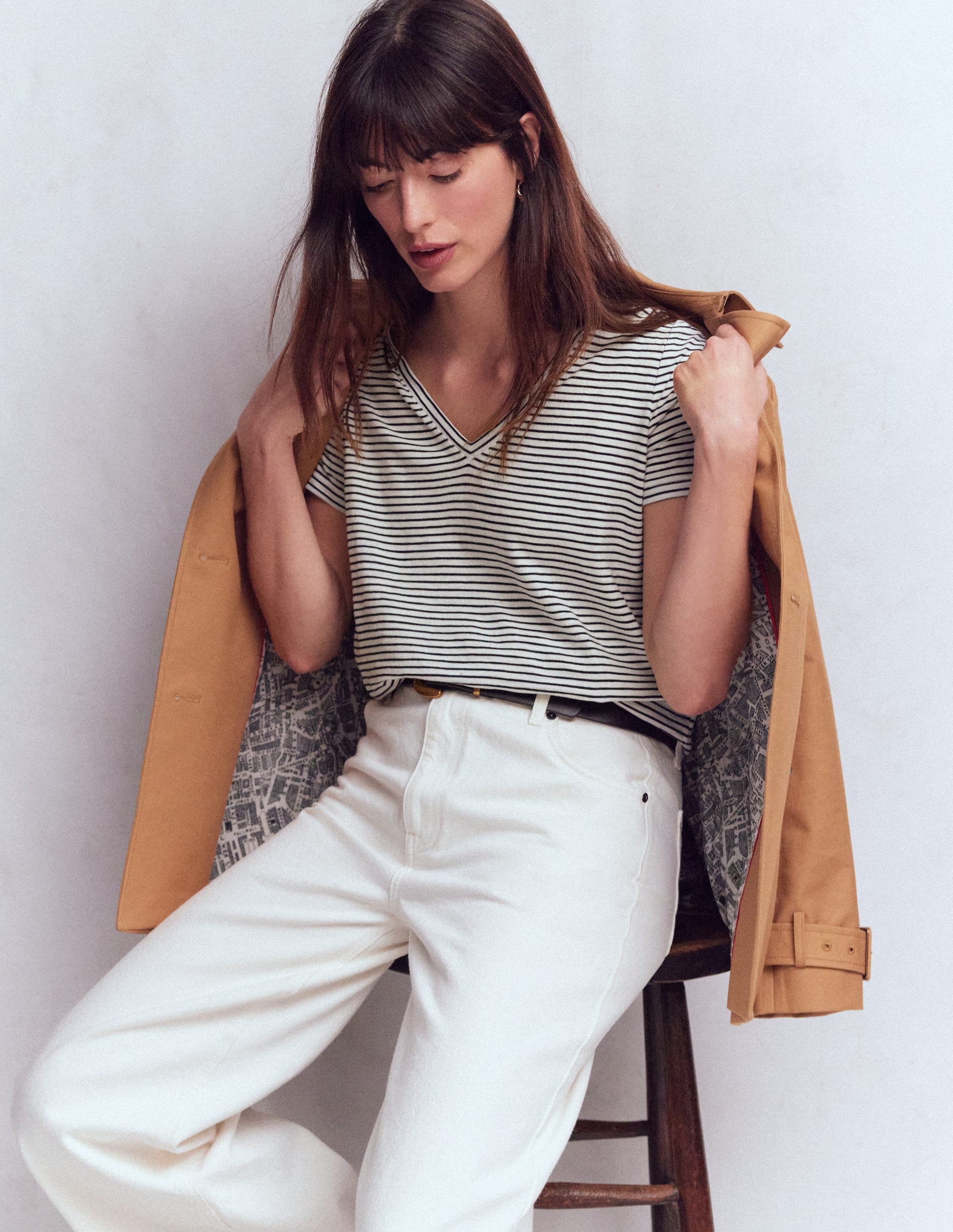 T-shirt Donna Trendyol Basic | Girocollo A V Morbida | Vestibilità Slim In Cotone Riciclato