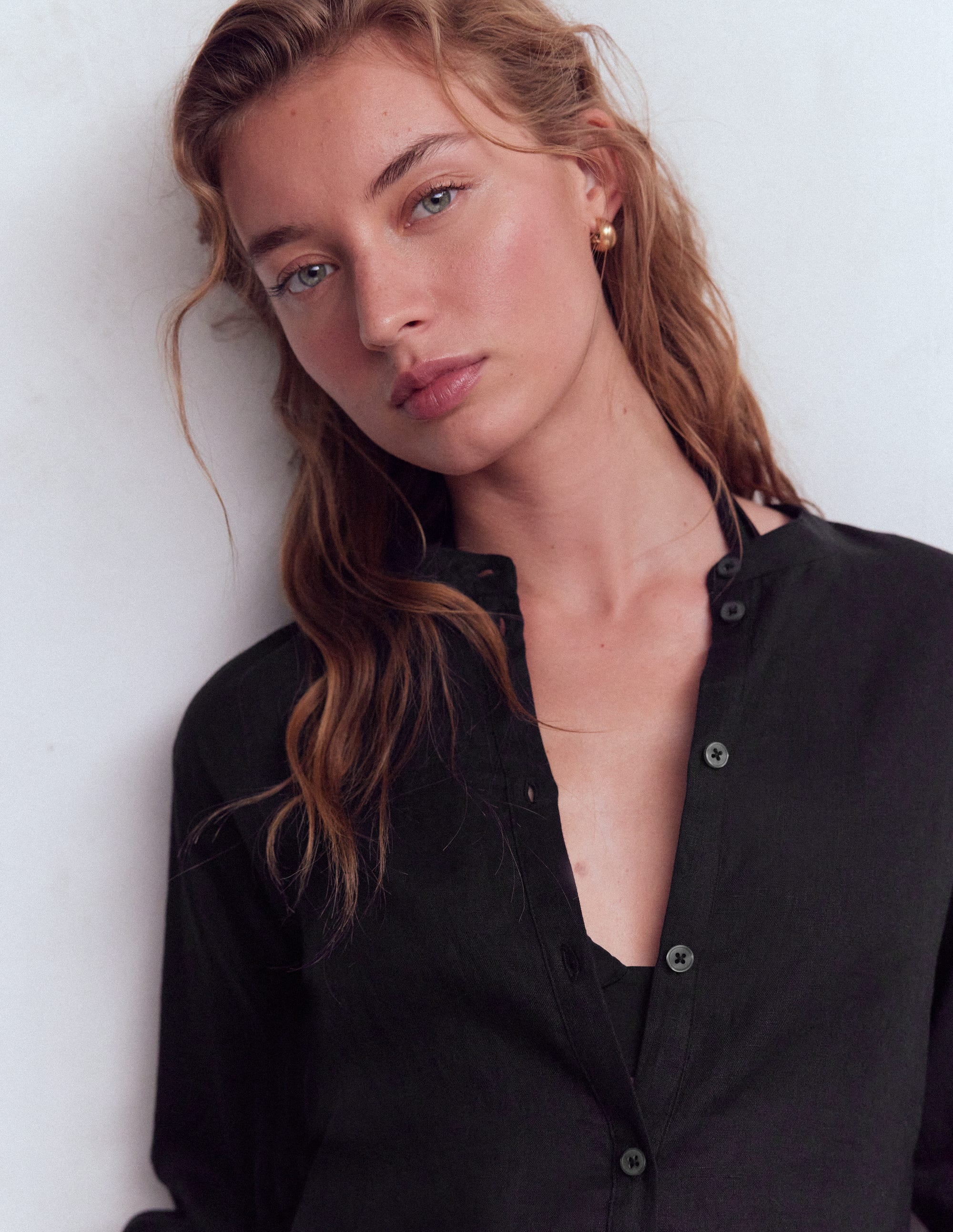 Longline Linen Shirt-Black - Image 2