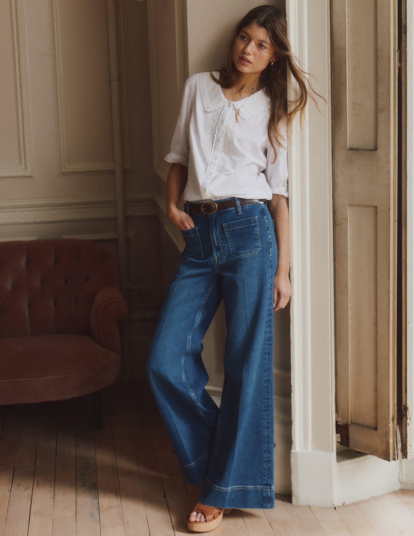 Short Sleeve Pretty Collar Top-Brilliant White