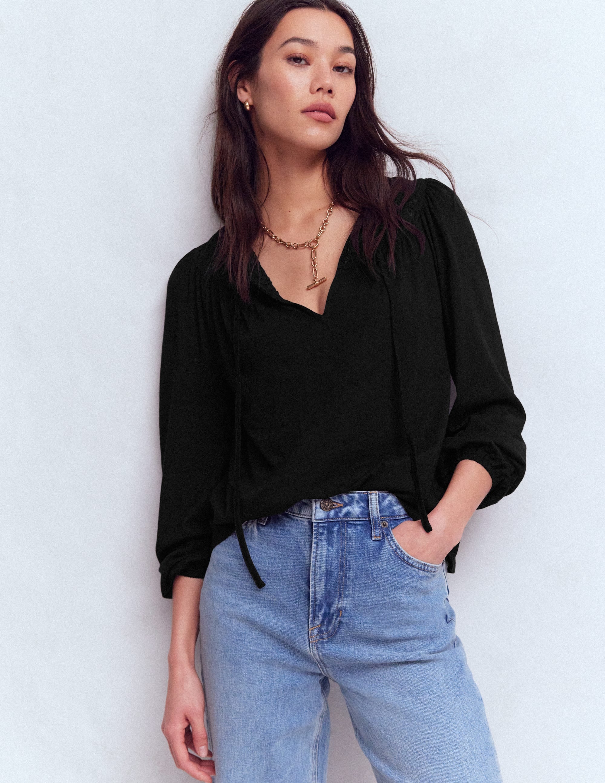 Edi Trim Detail Top-Black - Image 1