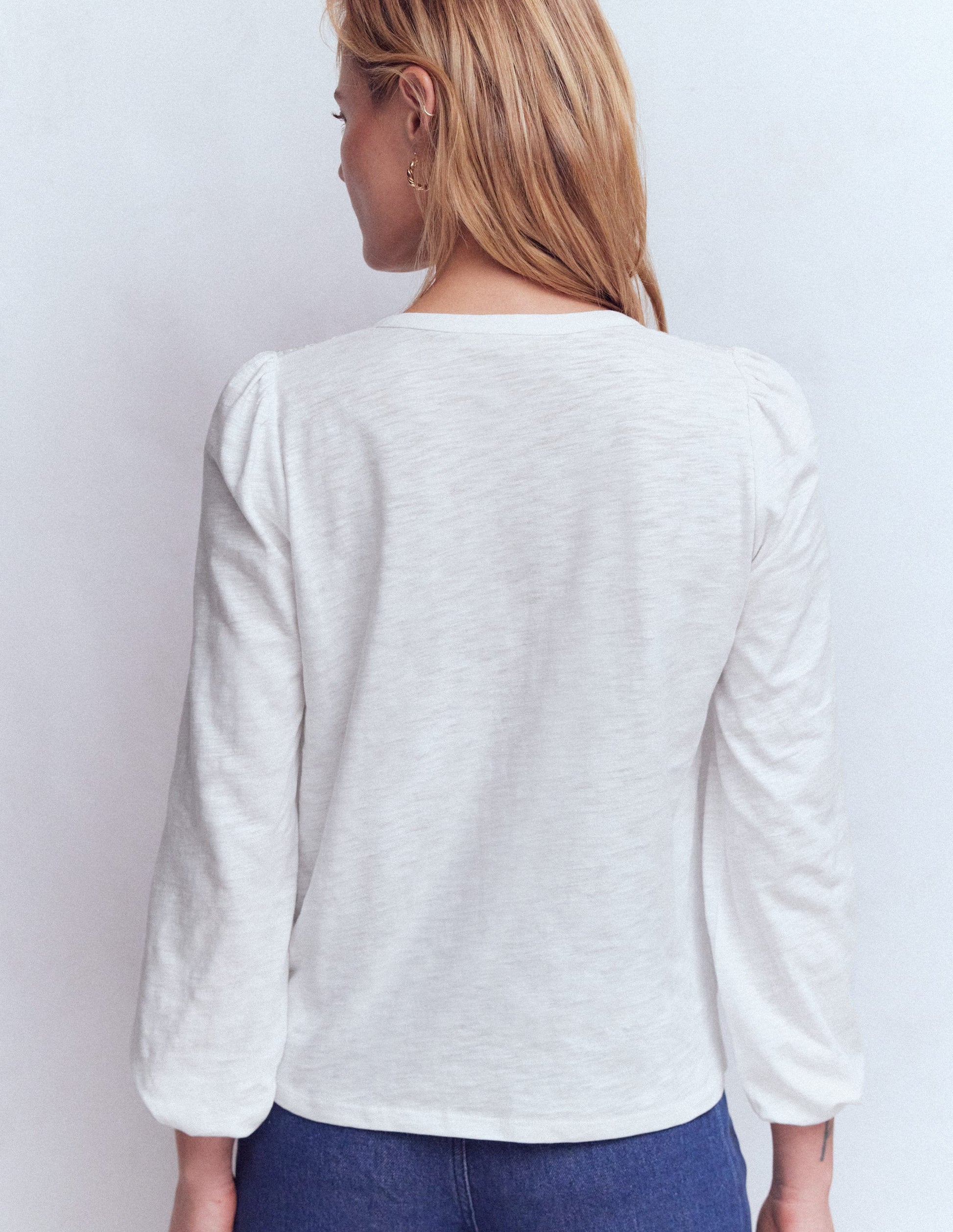 Woven-Mix Notch Neck Top-White-3