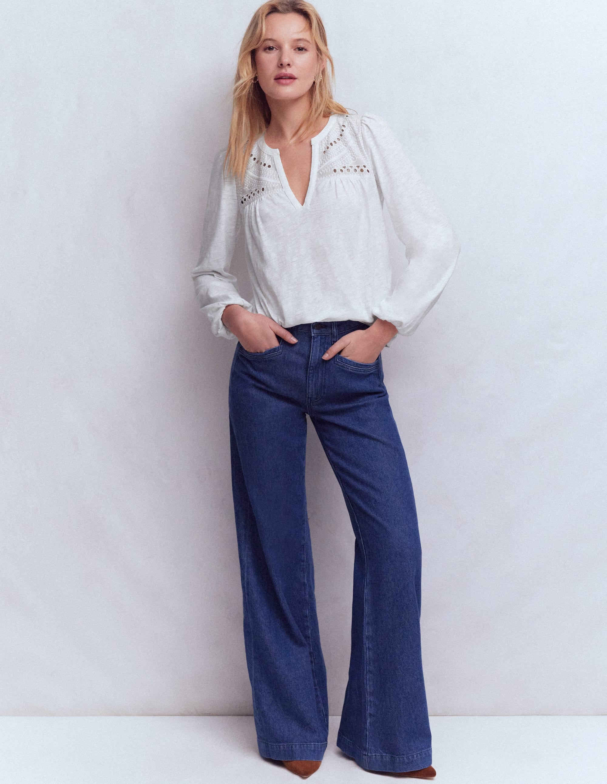 Woven-Mix Notch Neck Top-White - Image 5