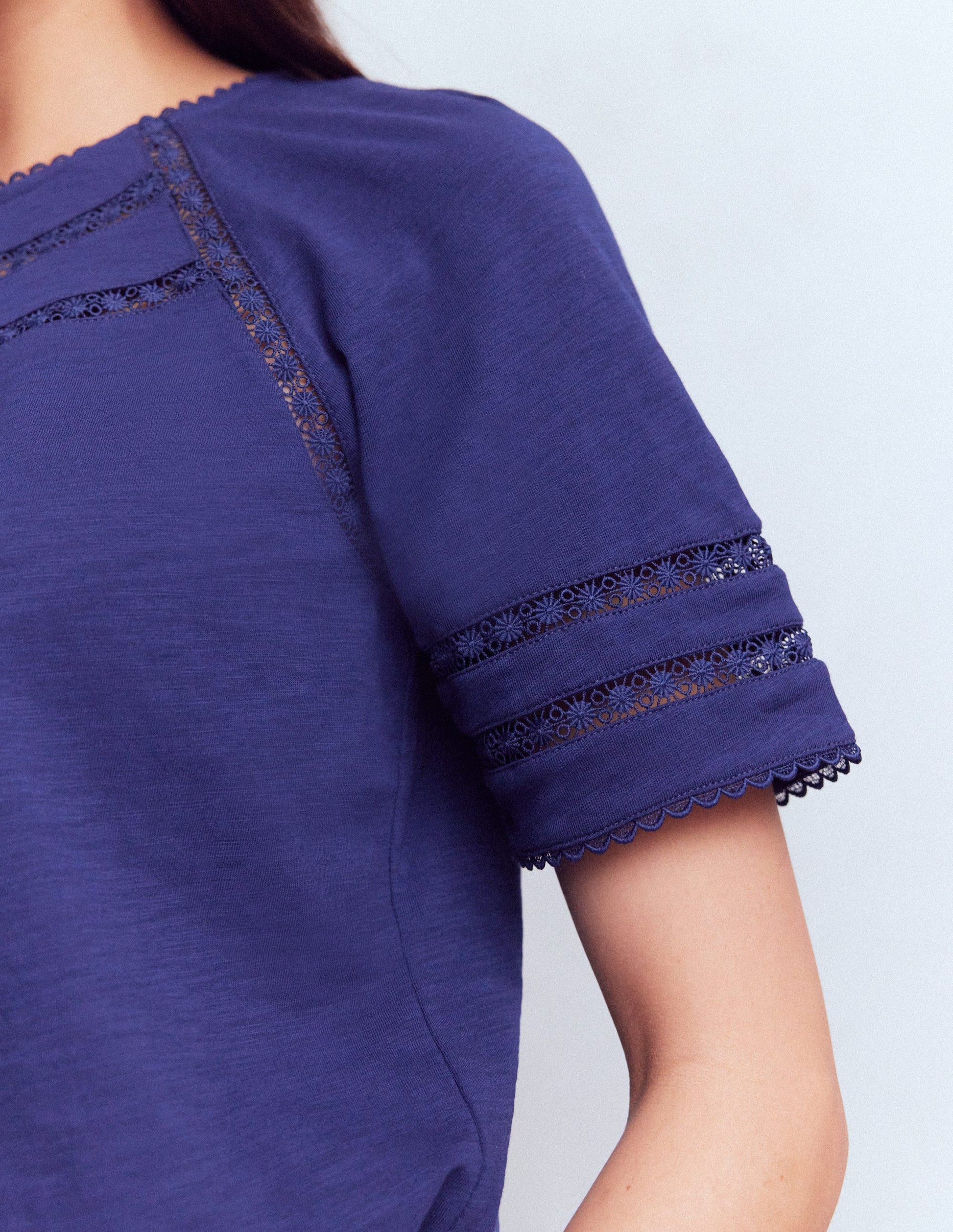 Poppy Trim Crew T-shirt-Beacon Blue-2