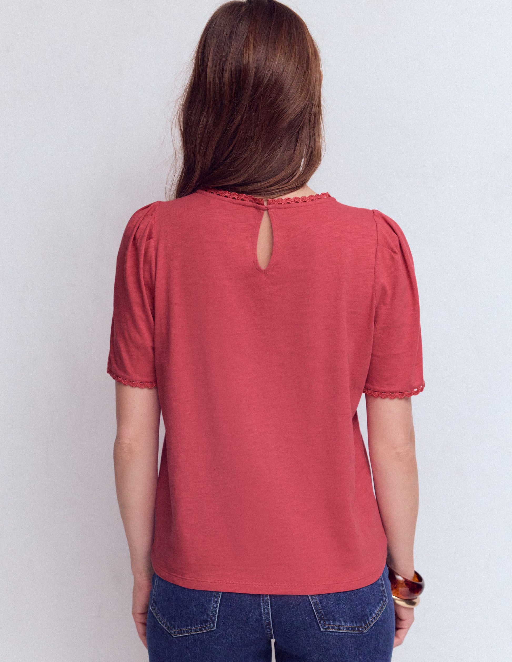 Ali Trim T-shirt-Hollyberry-3