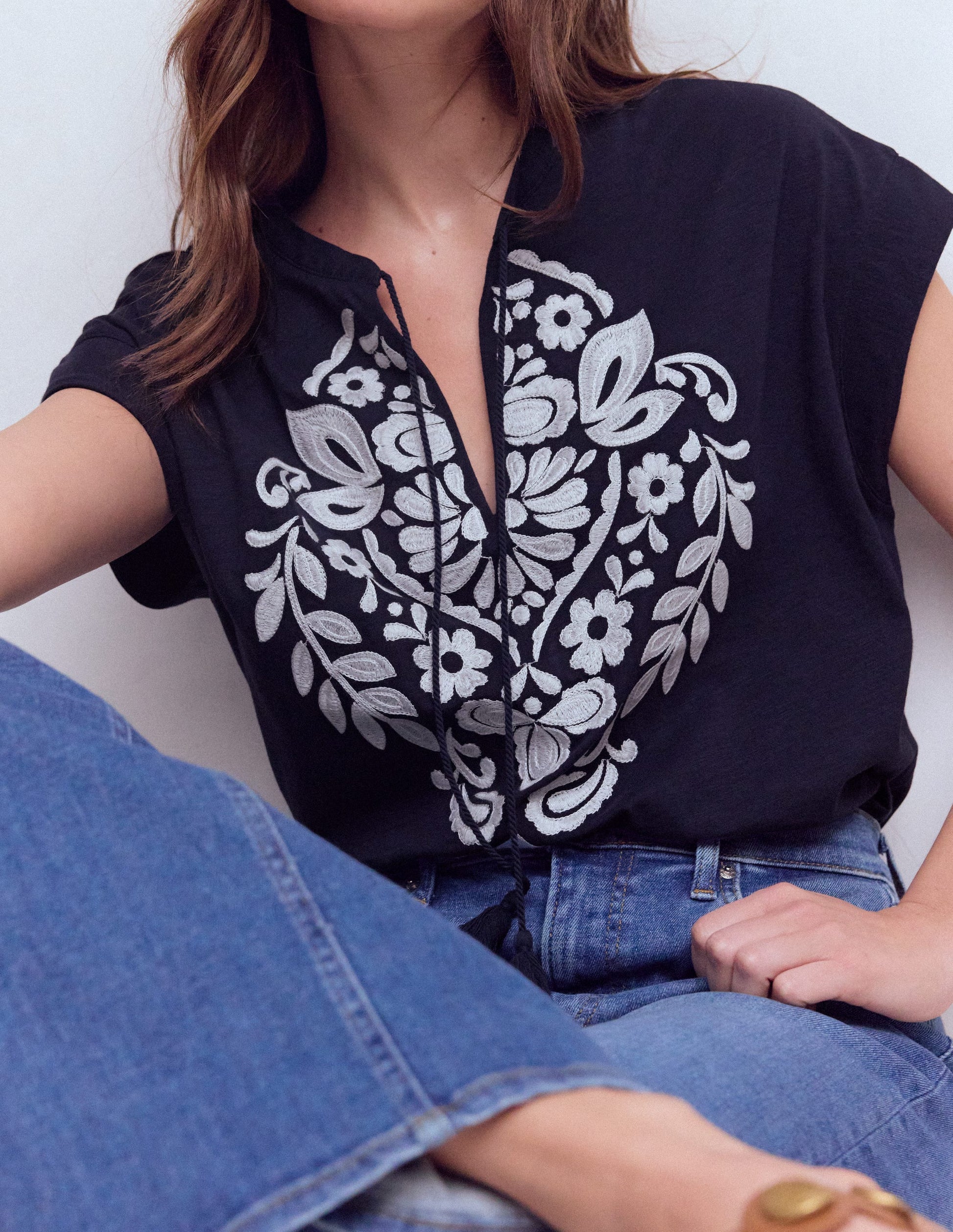 Nina Embroidered Notch T-shirt-Navy Blazer Embroidery-2
