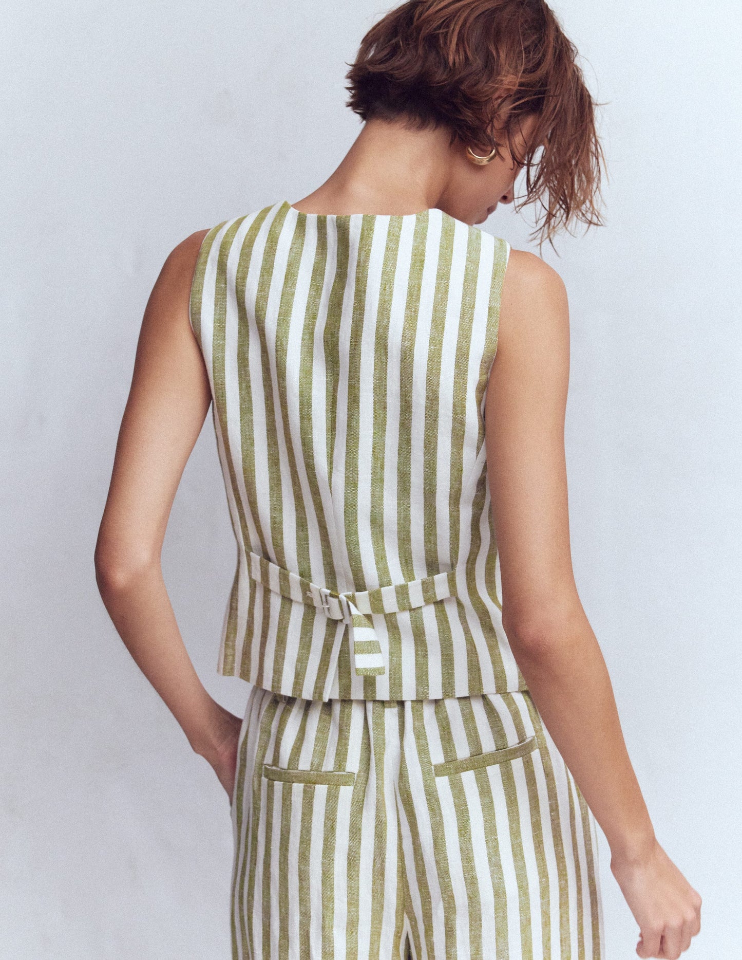Linen Scoop Neck Waistcoat-Olive, Ivory Stripe